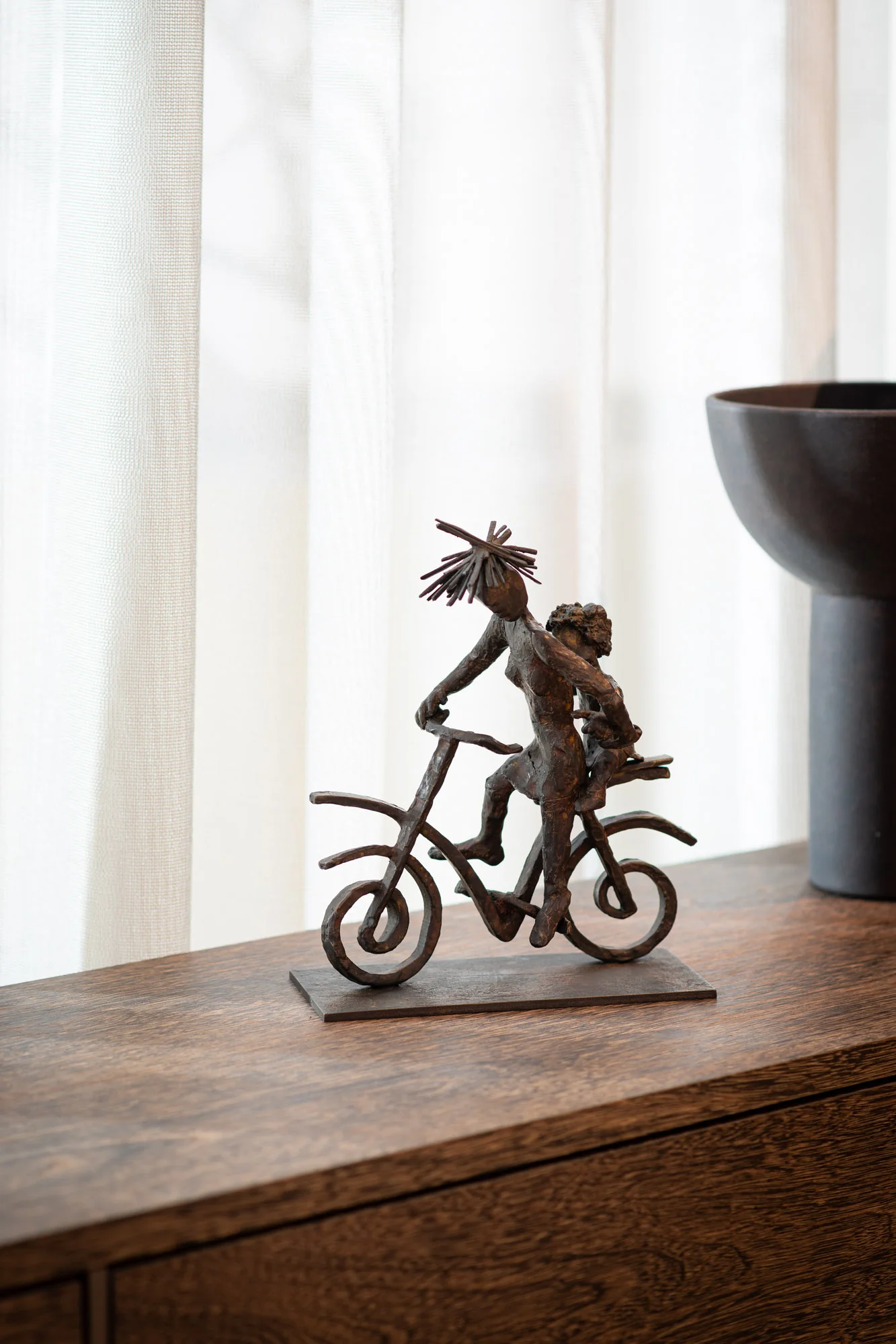 GARDECO | CAREFREE- ORN PORCELAIN | $2,050.00 - Image 2