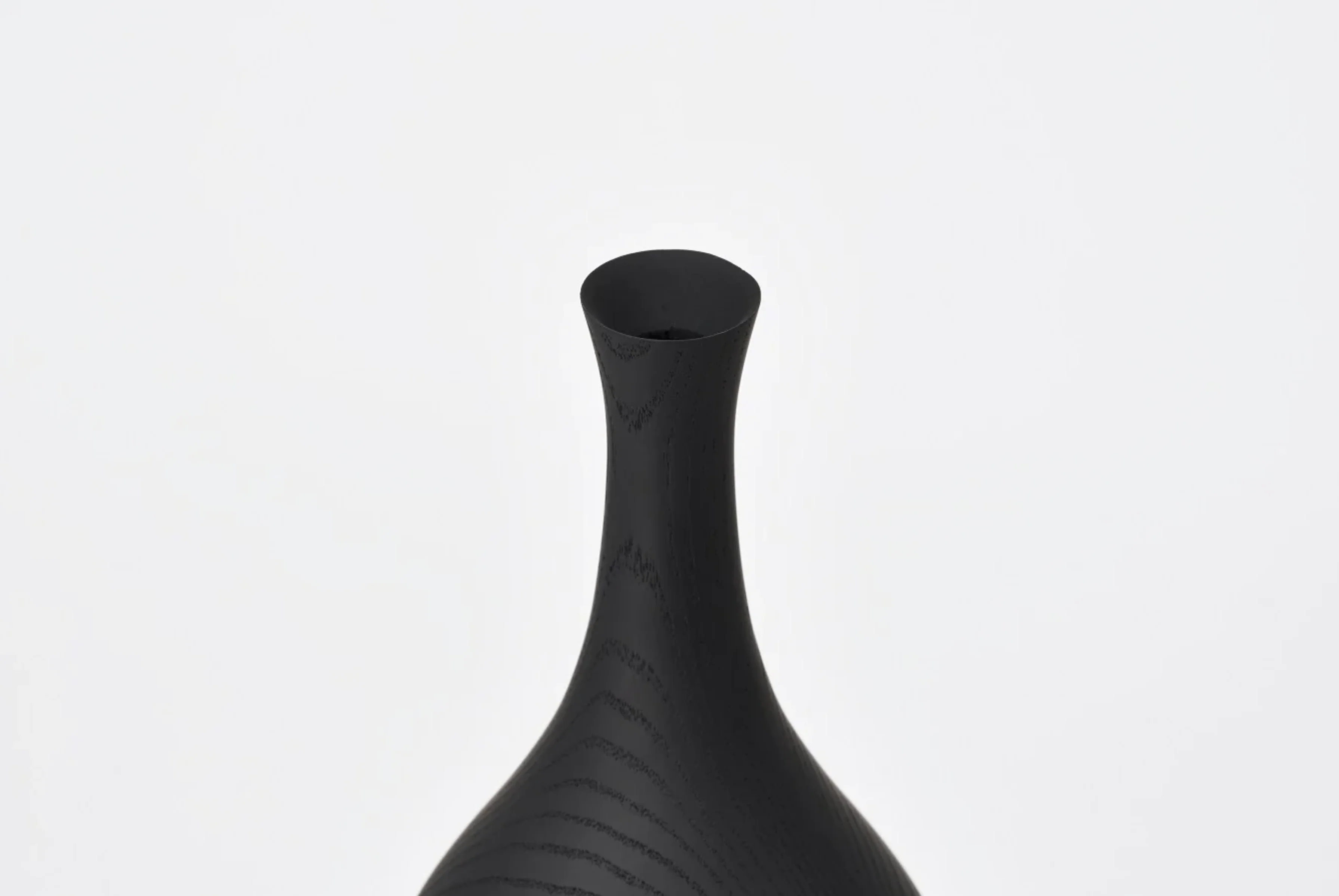IWATA | LINEA / ASH BLACK GRANDE | $640.00 - Image 2