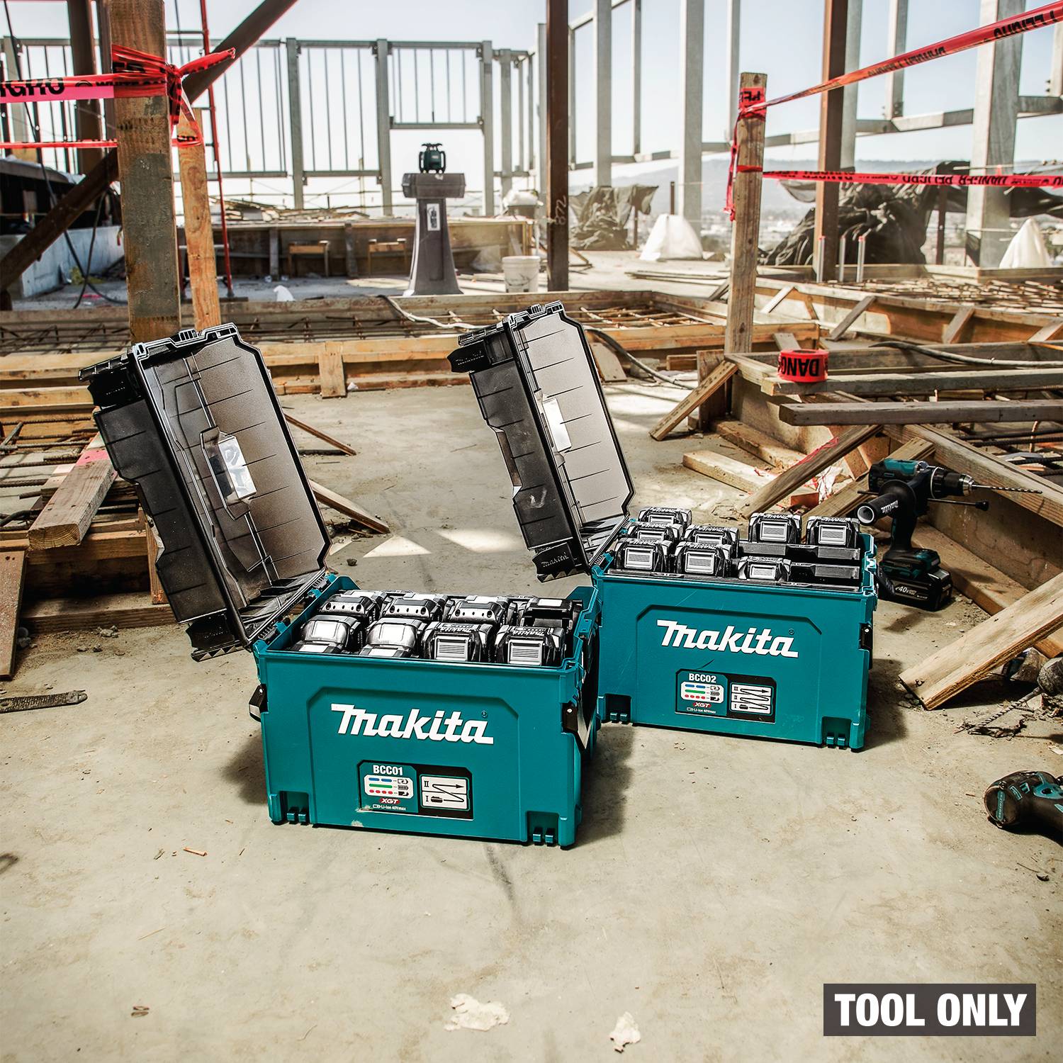 Makita BCC01 40V max XGT and 18V LXT 8-Port Charging Case - Image 3