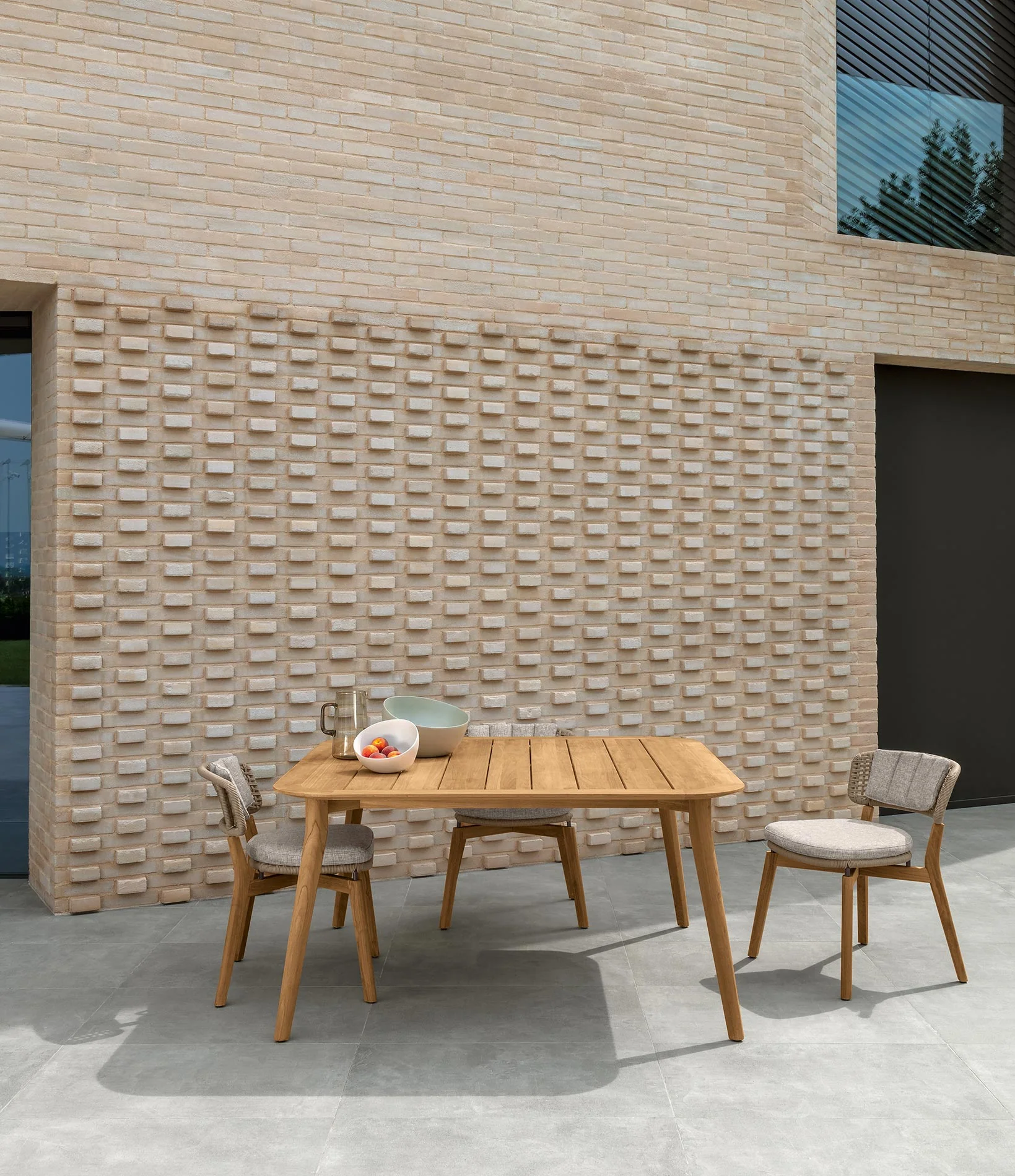 TALENTI | MOON  DINING TABLE - $7,934.30 - $10,771.52 - Image 3