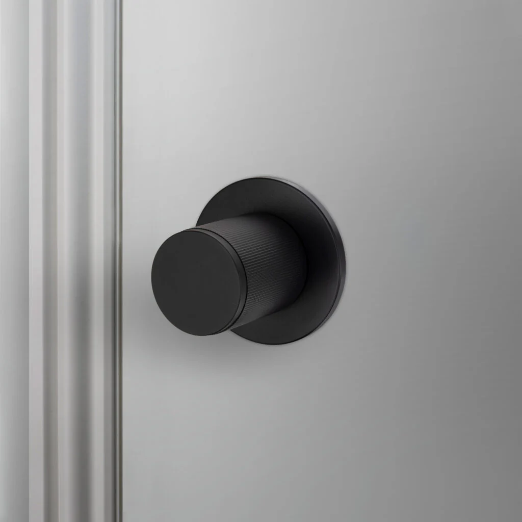 BUSTER + PUNCH | PASSAGE DOOR KNOBS / LINEAR – 5