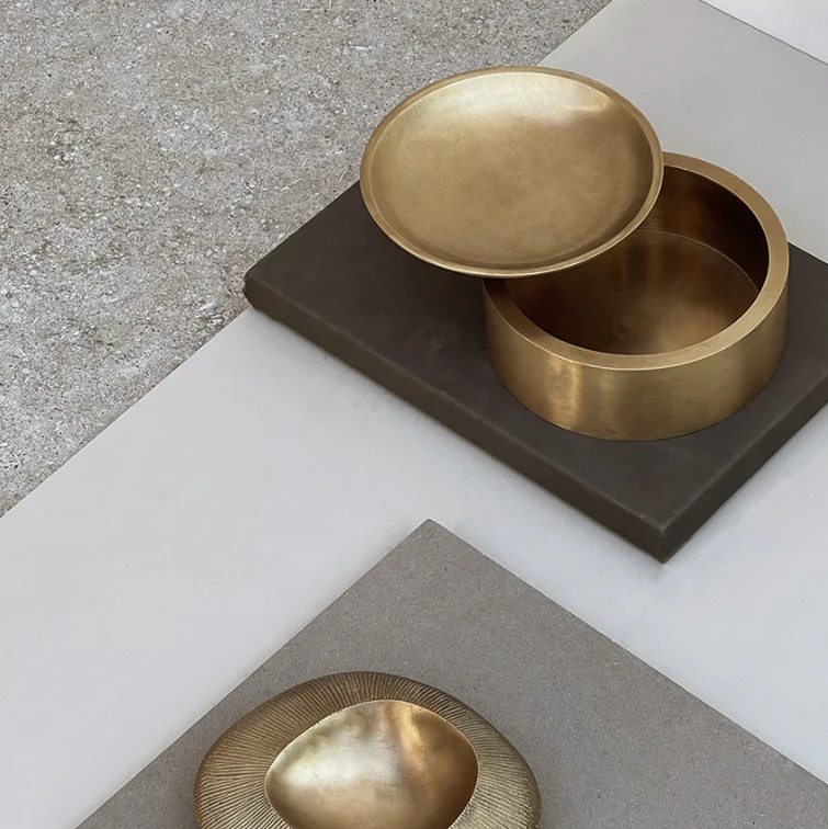 PIETRA CASA – EDO CANISTER LOW – SATIN BRASS – 8.00