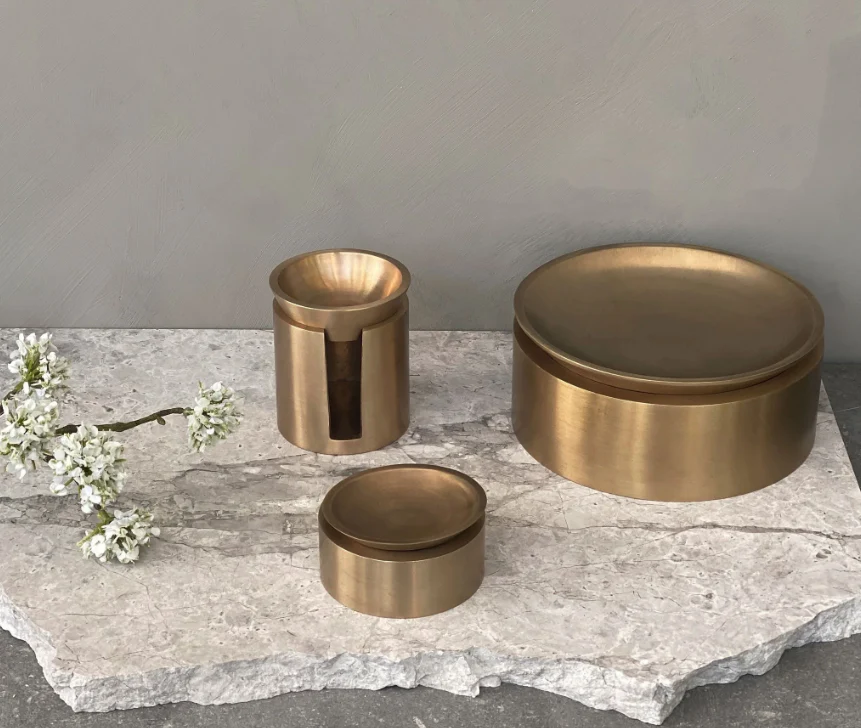 PIETRA CASA - EDO CANISTER LOW - SATIN BRASS - $618.00 - Image 3