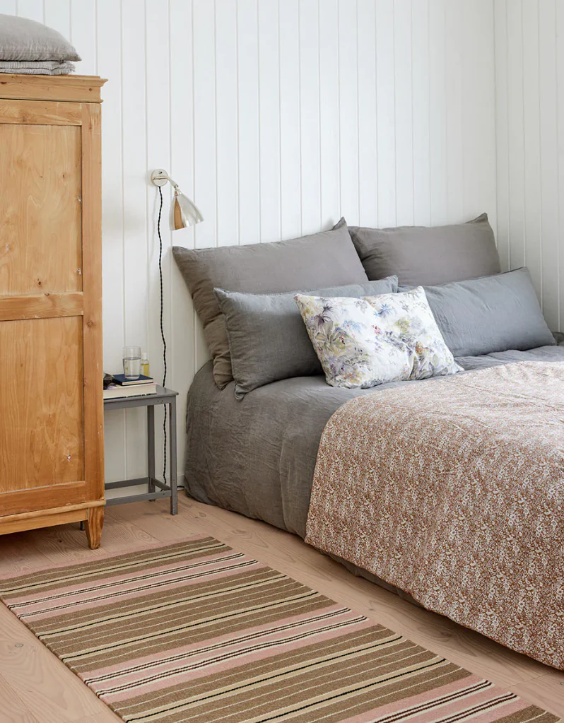 FABULA LIVING I LISELEJE RUNNER I $499.00 - Image 2