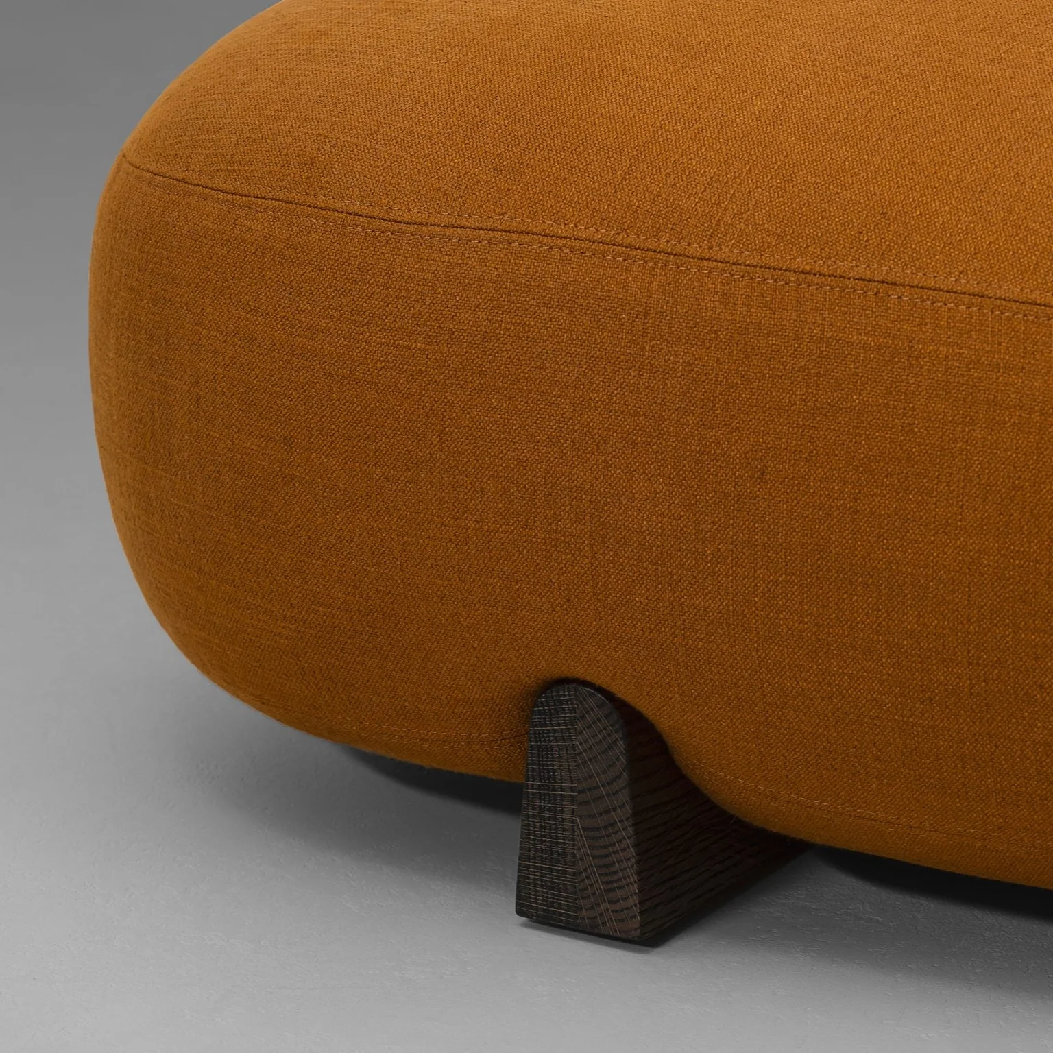 VAN ROSSUM | FORT SOFA | $35,100.00 - Image 3