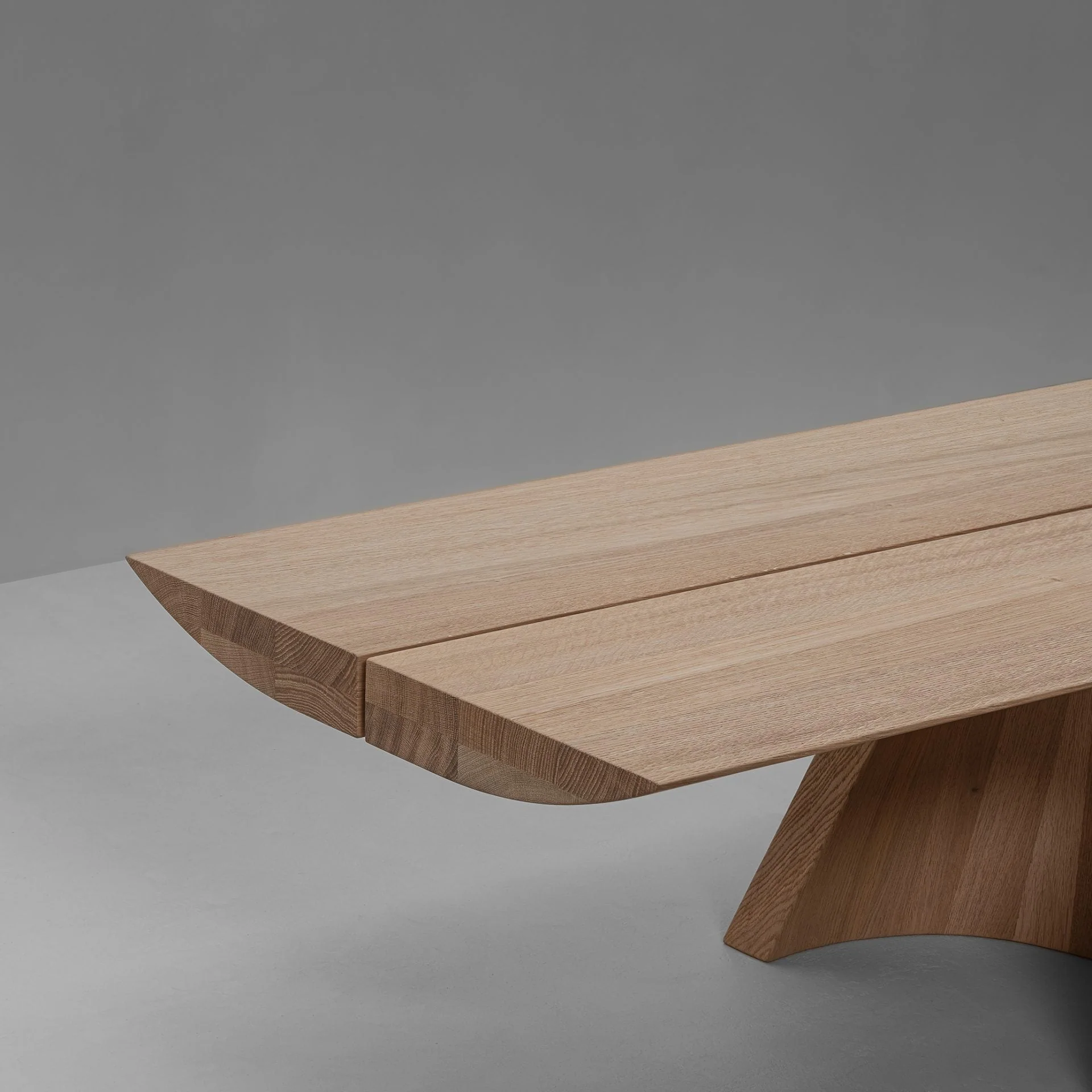 VAN ROSSUM | GOT BENCH | $20,272.00- $23,098.00 - Image 2