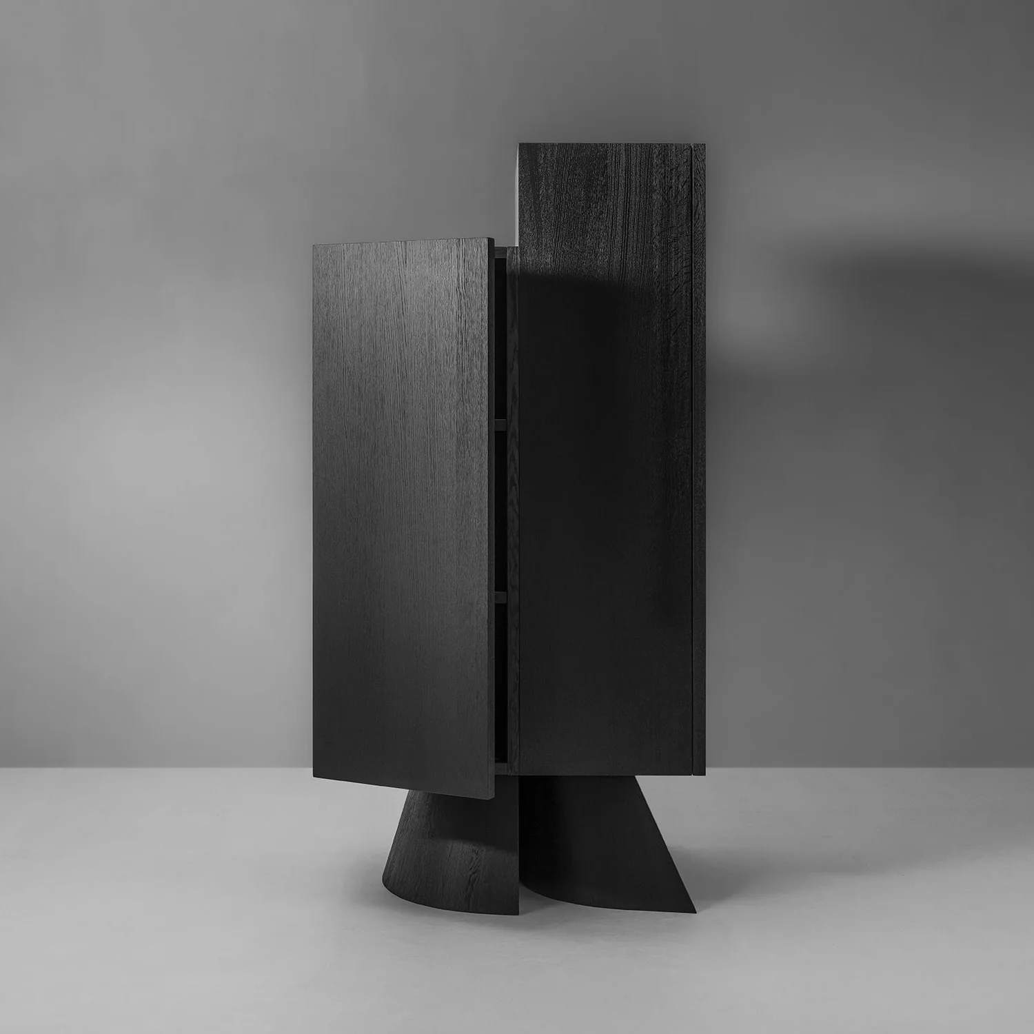 VAN ROSSUM | GOT CABINET | $23,053.00 - $50,719.00 - Image 2