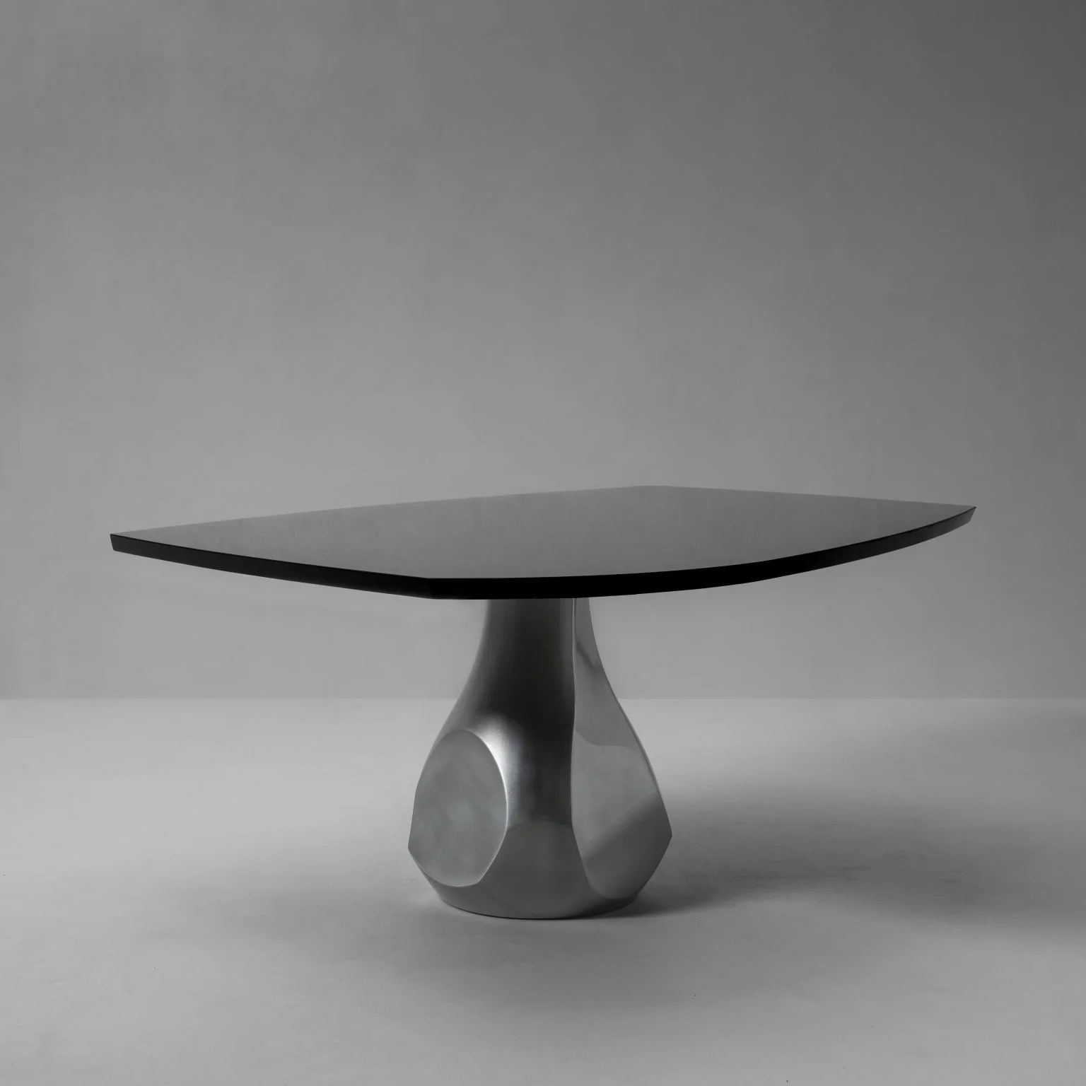 VAN ROSSUM | PUKALU DINING TABLE | ,712.00