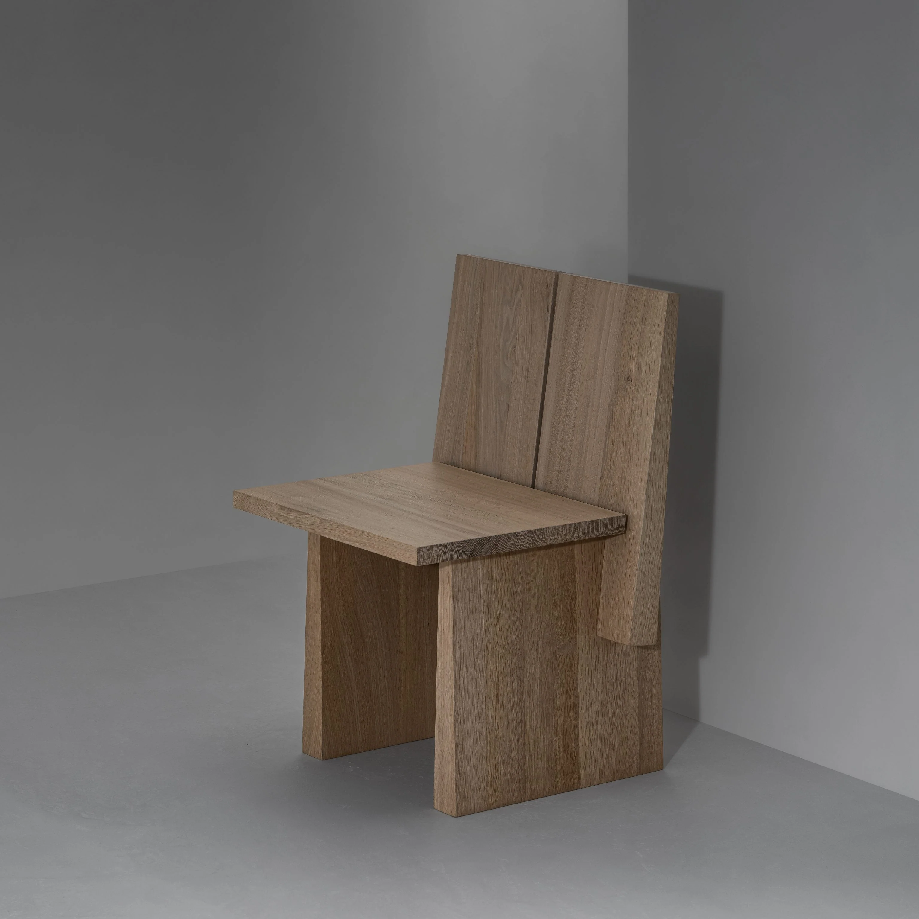 VAN ROSSUM | T ELEMENTS DINING CHAIR| ,268.00
