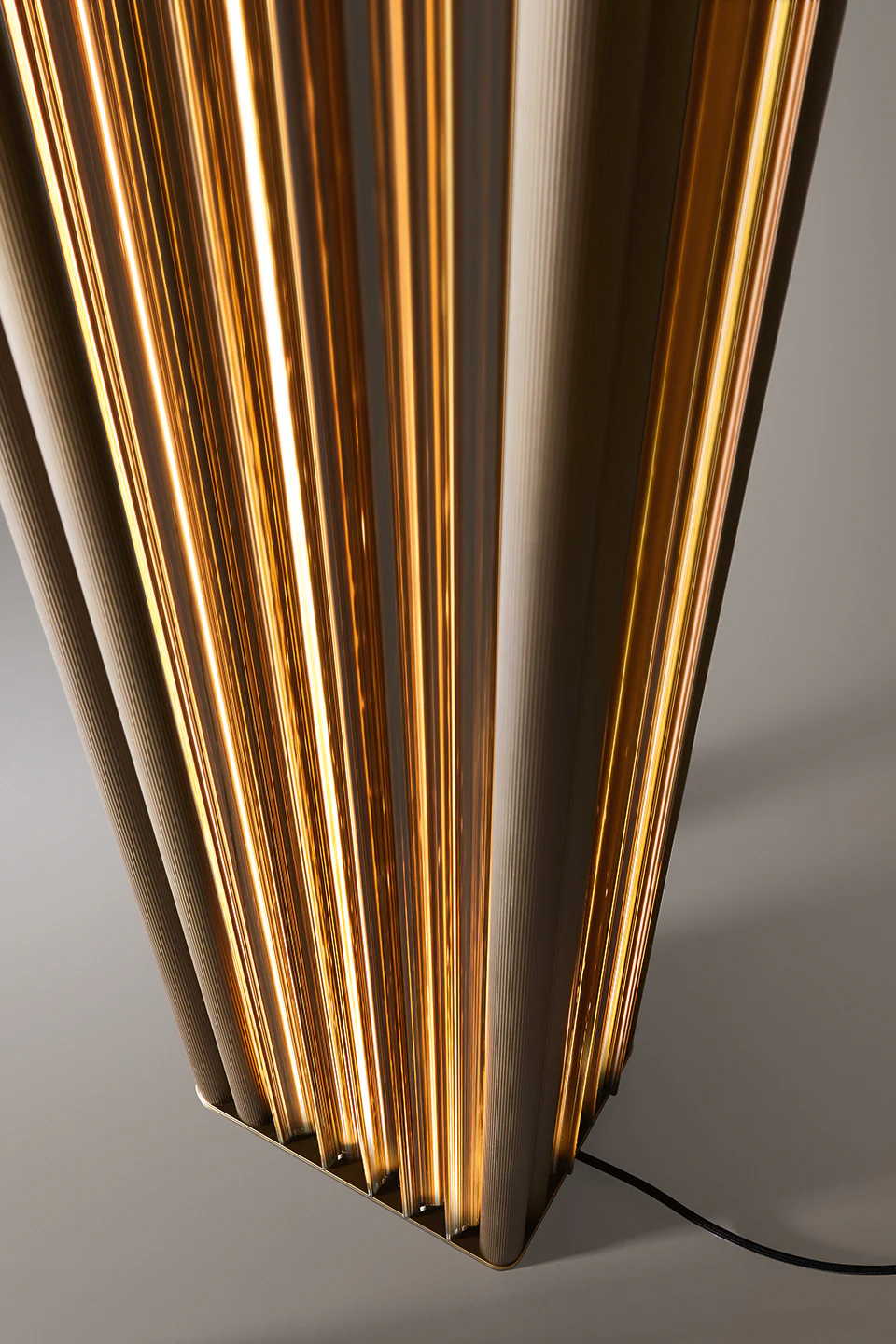 VENICEM - NUMA FLOOR LAMP | $24,236.58 - Image 2
