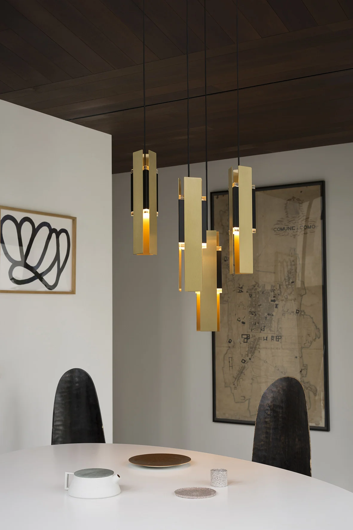 EXCALIBUR CHANDLIER 559.21 BY TOOY $938.00 - Image 3
