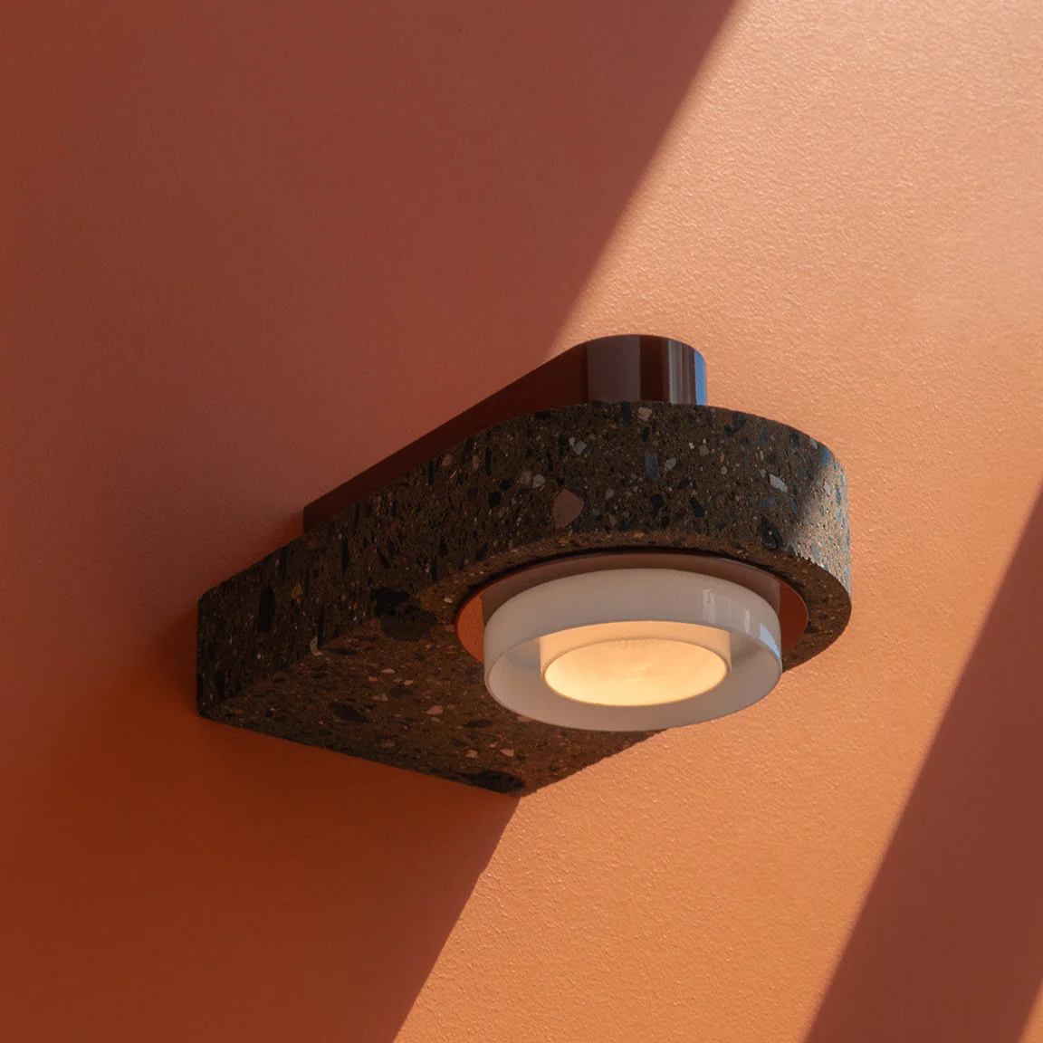 AMBRA TOBA I Tobe Wall Sconce By David Pompa ,063.00