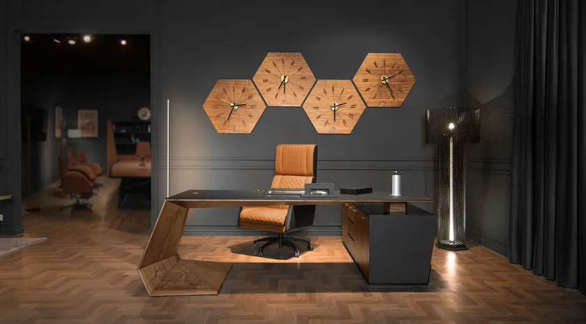 FORMITALIA | GT SUPERVENICE DESK | $40,860.00 - Image 2