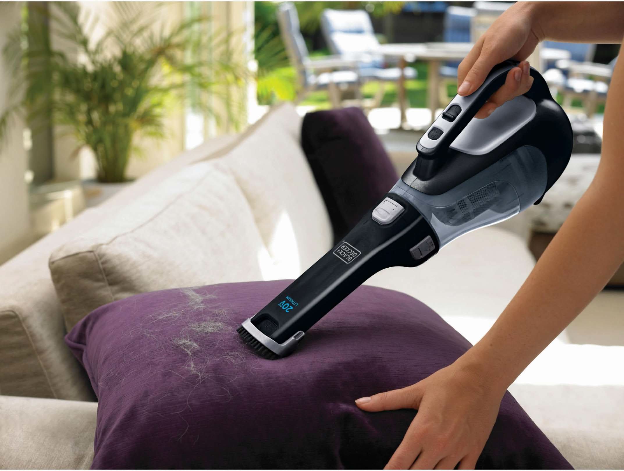 Black & Decker BDH2000L 20V Max Cordless Hand Vac - Image 3