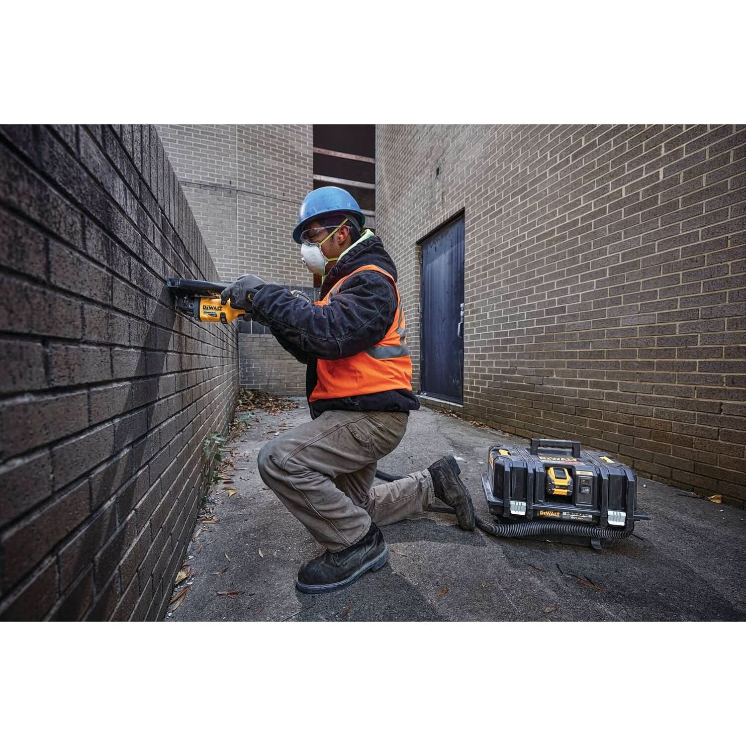 DeWalt DCG418X2 FLEXVOLT 60V MAX Brushless 4-1/2 in. - 6 in. Cordless Grinder 9.0Ah Kit - Image 2