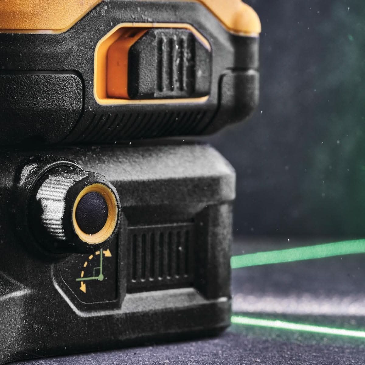 Dewalt DCLE34030GB DEWALT 12V / 20V MAX 3x360-Degree Green Laser, Tool Only - Image 3