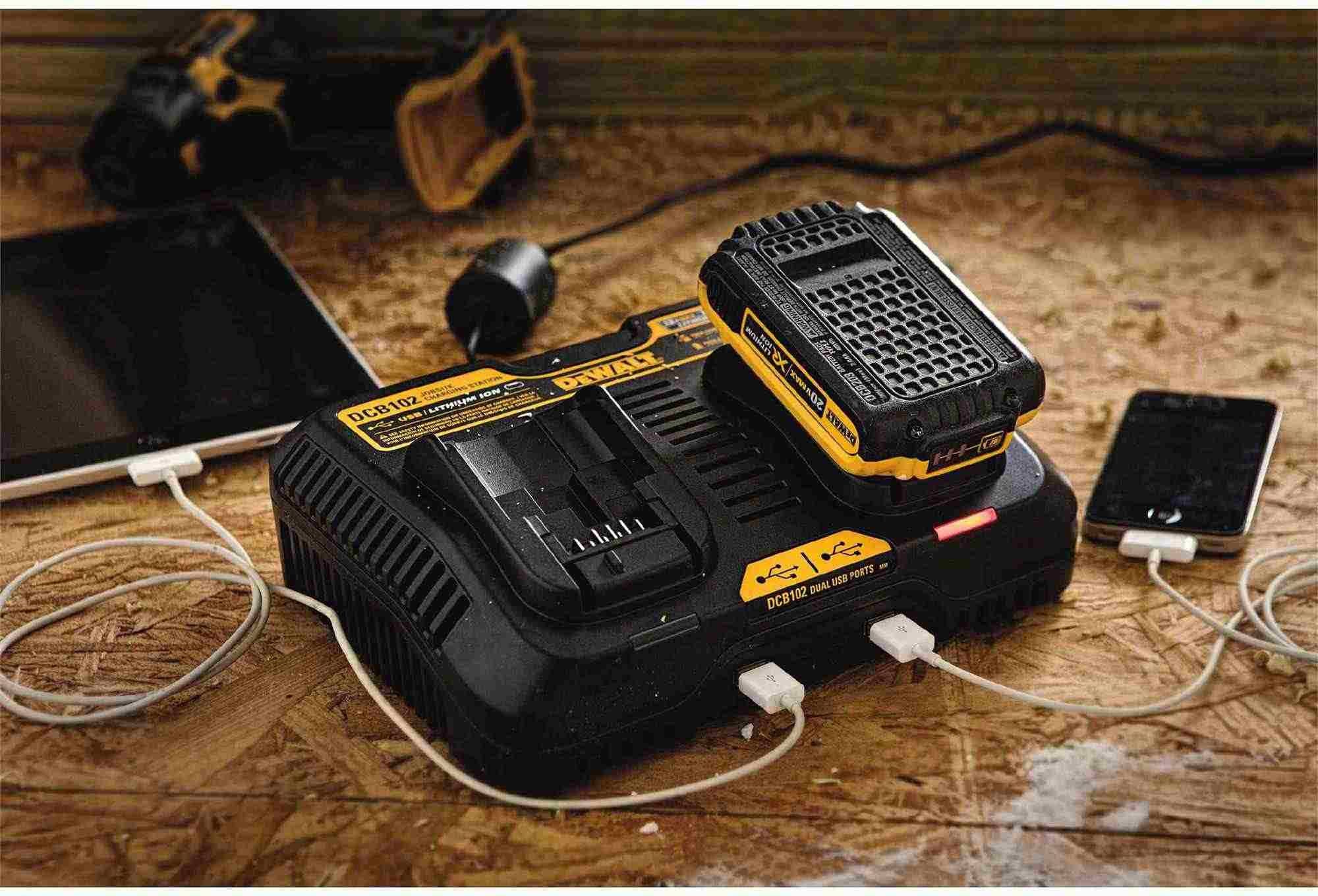 Dewalt DCB102 12V - 20V MAX Jobsite Charging Station (PROMO) - Image 2