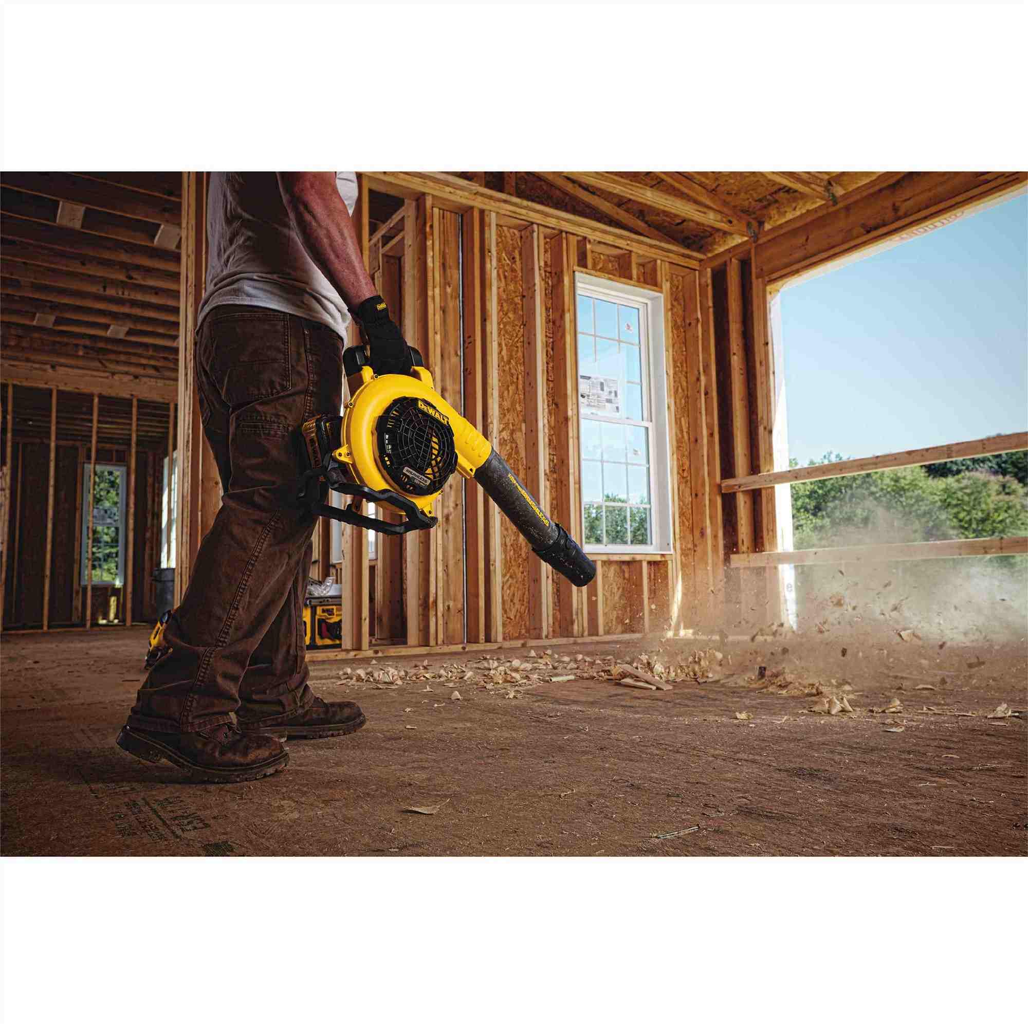 Dewalt DCKO667X1 FLEXVOLT 60V MAX Blower & ChainSaw 9.0Ah Combo Kit (PROMO) - Image 3