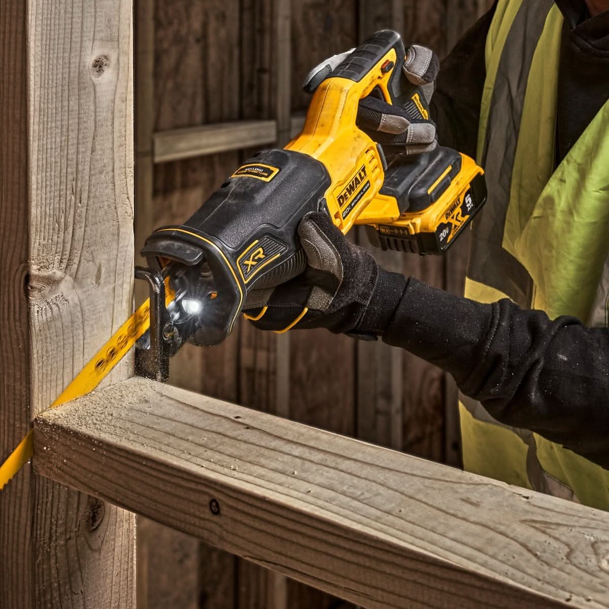 DeWalt DCS382B 20V MAX XR Brushless Cordless Reciprocating Saw, Tool Only - Image 3