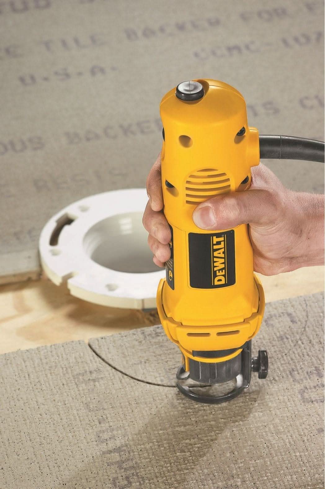 DeWalt DW660 Corded Cut-Out Tool - Image 2