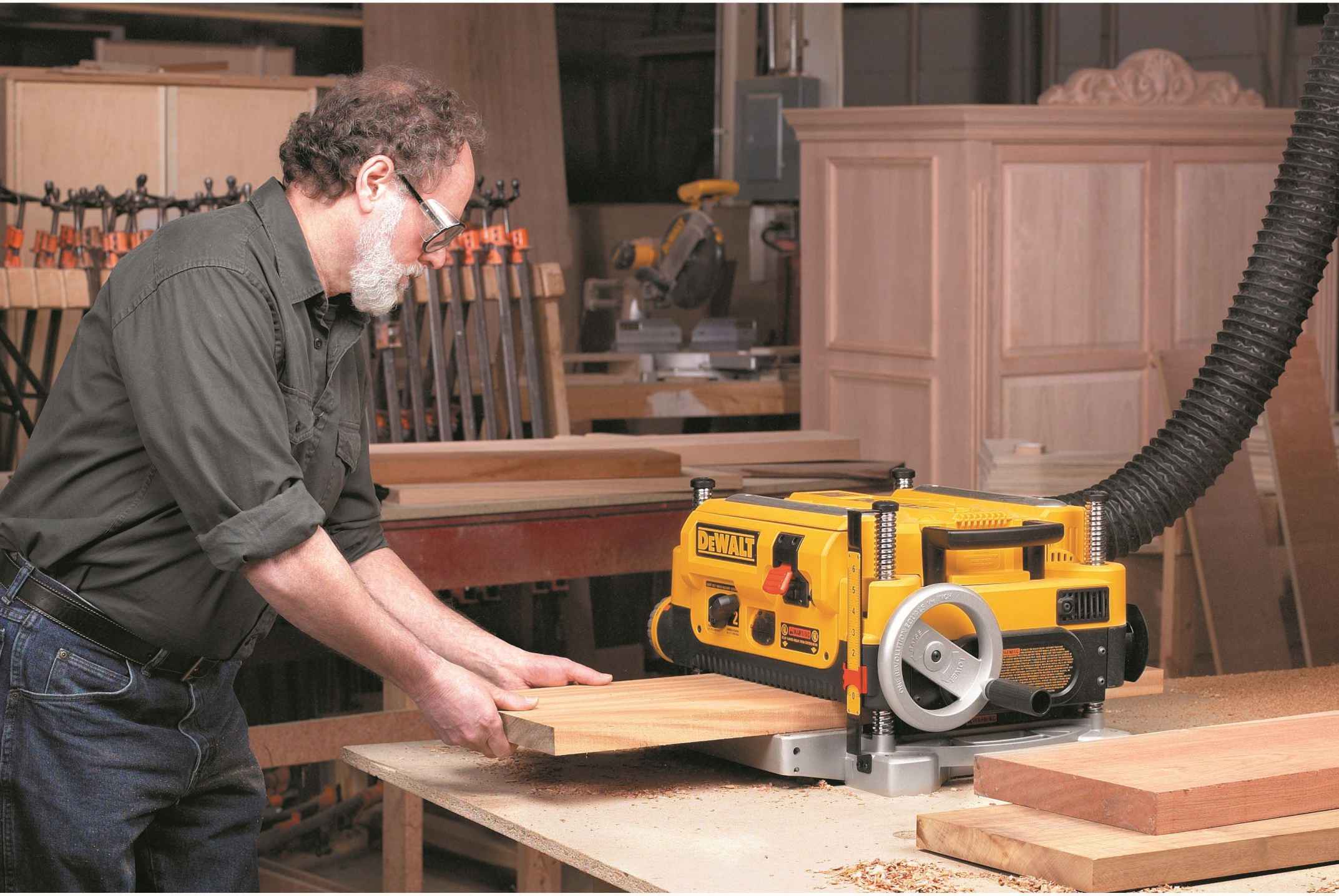 DEWALT DW735 Corded 13" Three Knife, Two Speed Thickness Planer - Image 2