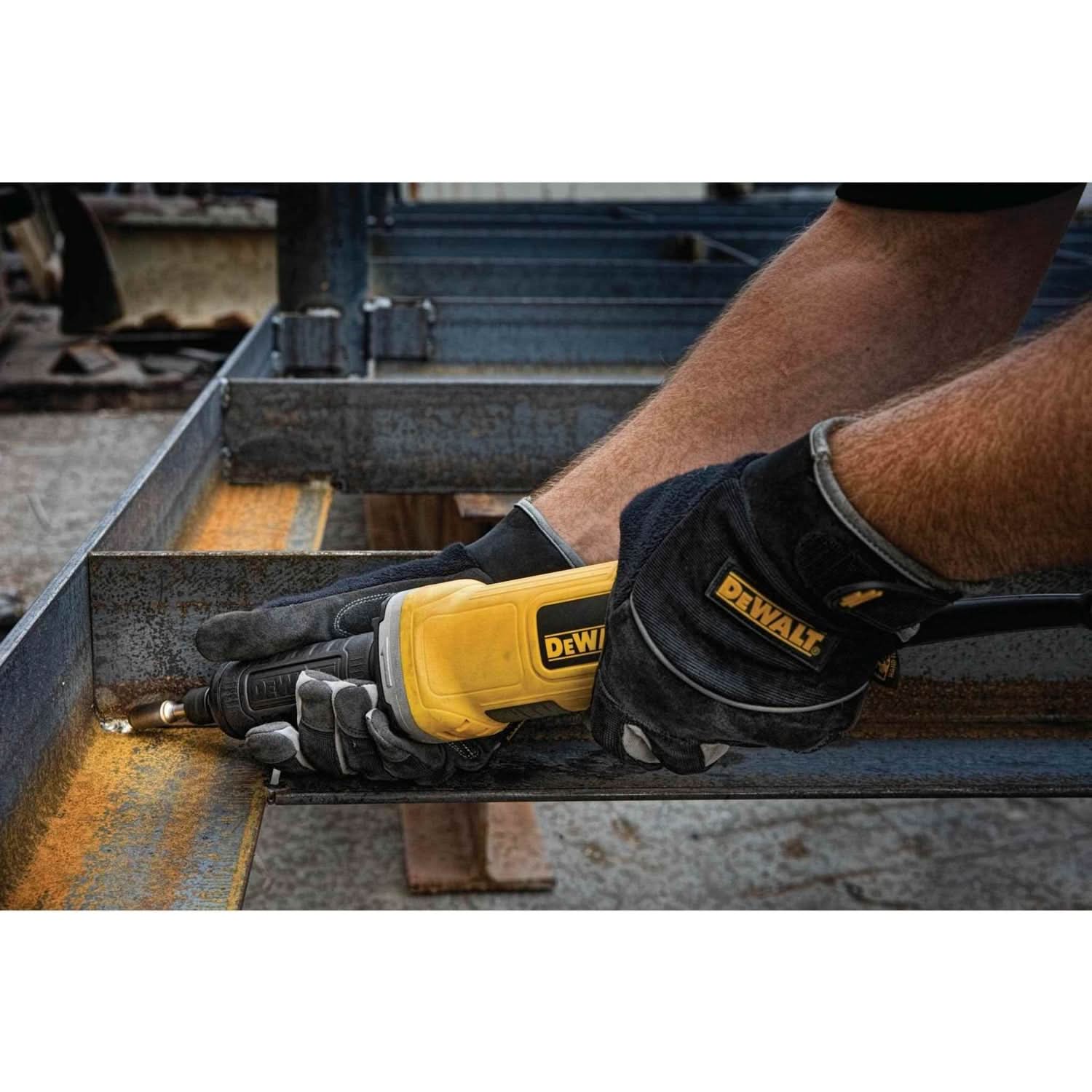 DeWalt DWE4887 Corded 1-1/2" Die Grinder - Image 2