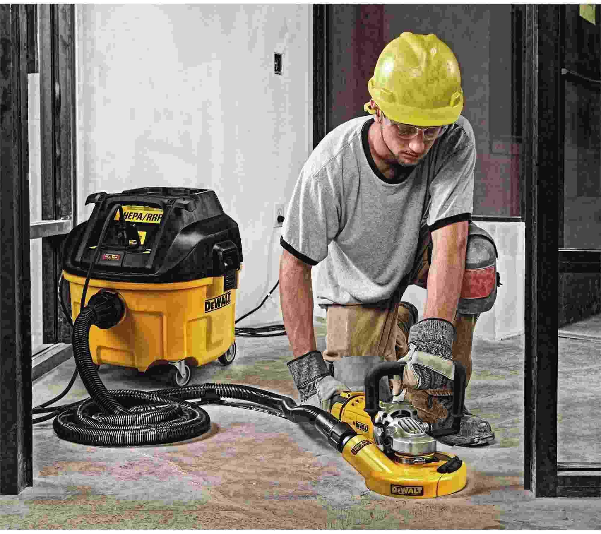 Dewalt DWV010 Corded 8 Gallon Wet/Dry HEPA/RRP Dust Extractor - Image 2