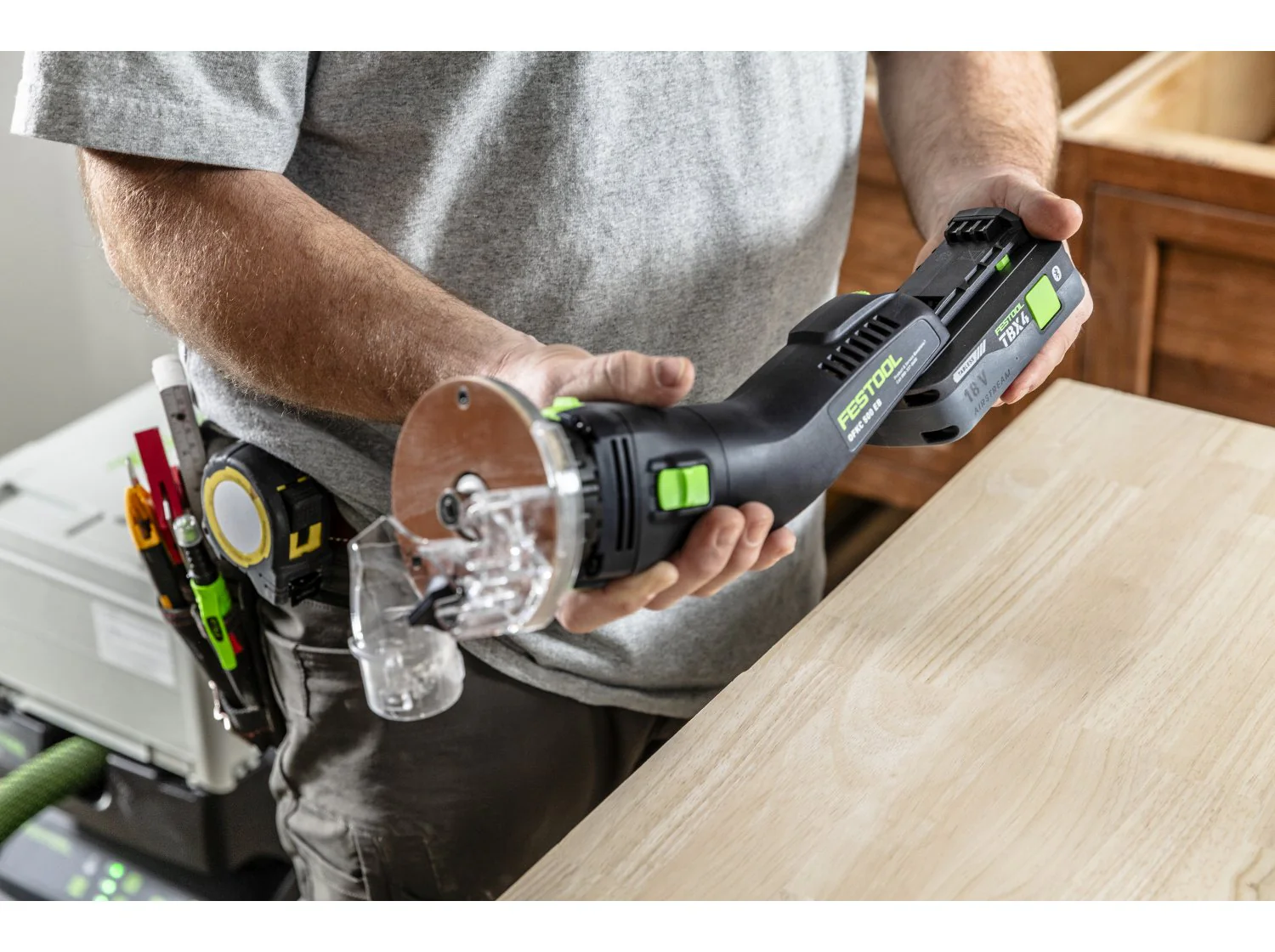 Festool OFKC 500 R3 EB-Basic 18V Cordless Palm Edge Router (577986) - Image 2
