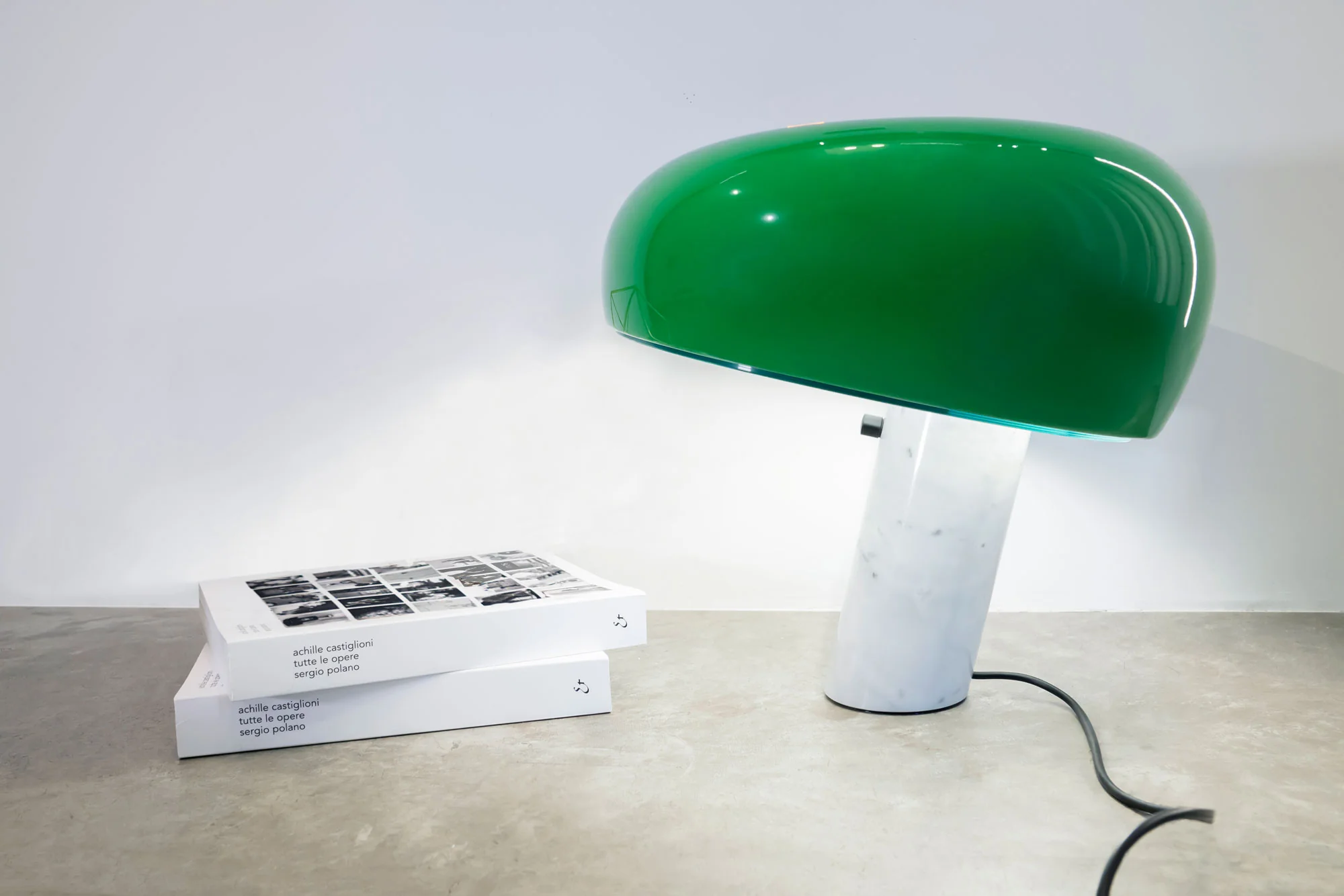 FLOS | SNOOPY TABLE LAMP LIGHT | $3,500.00 - Image 2