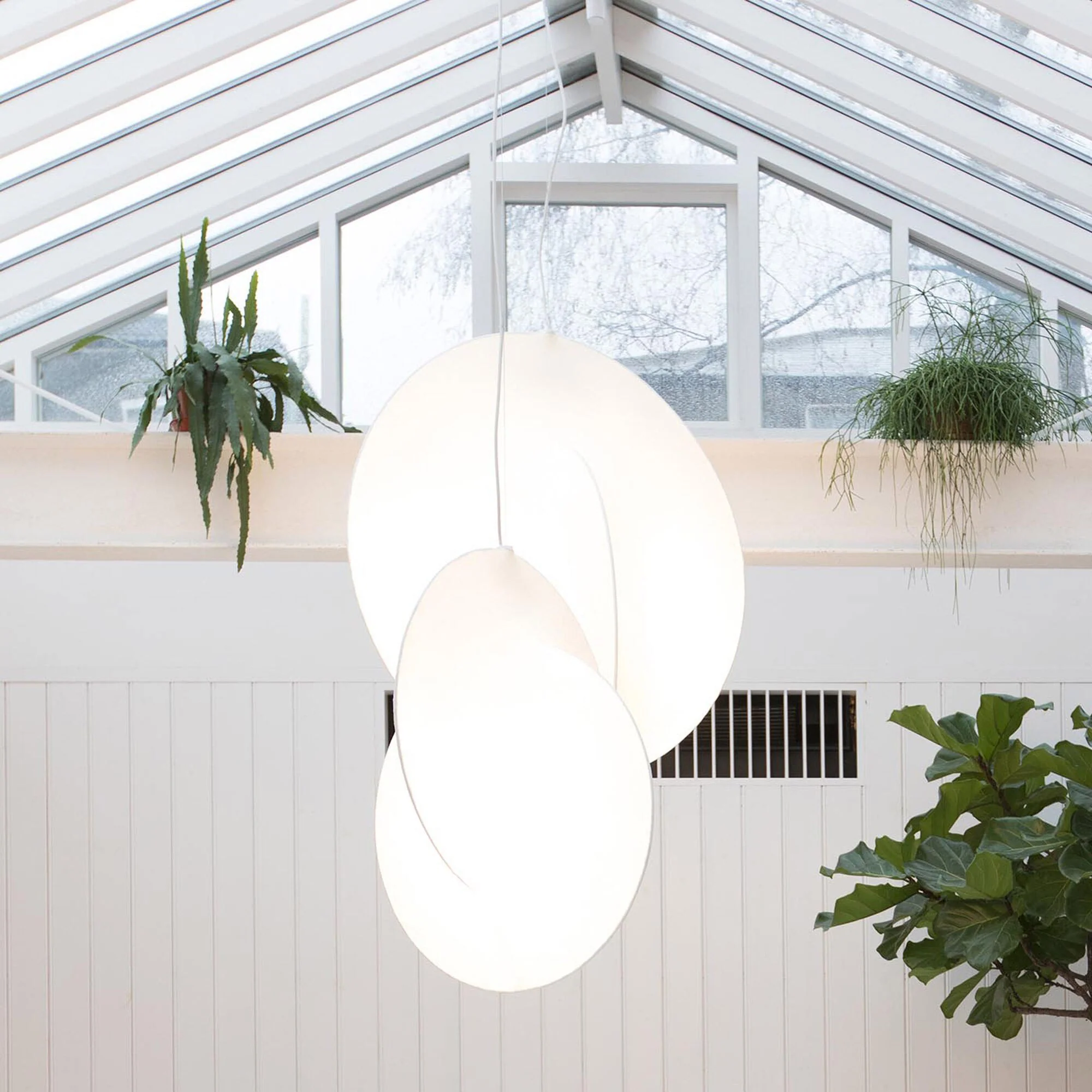 FLOS | OVERLAP PENDANT LIGHT | $6,820.00 - $9,740.00 - Image 2