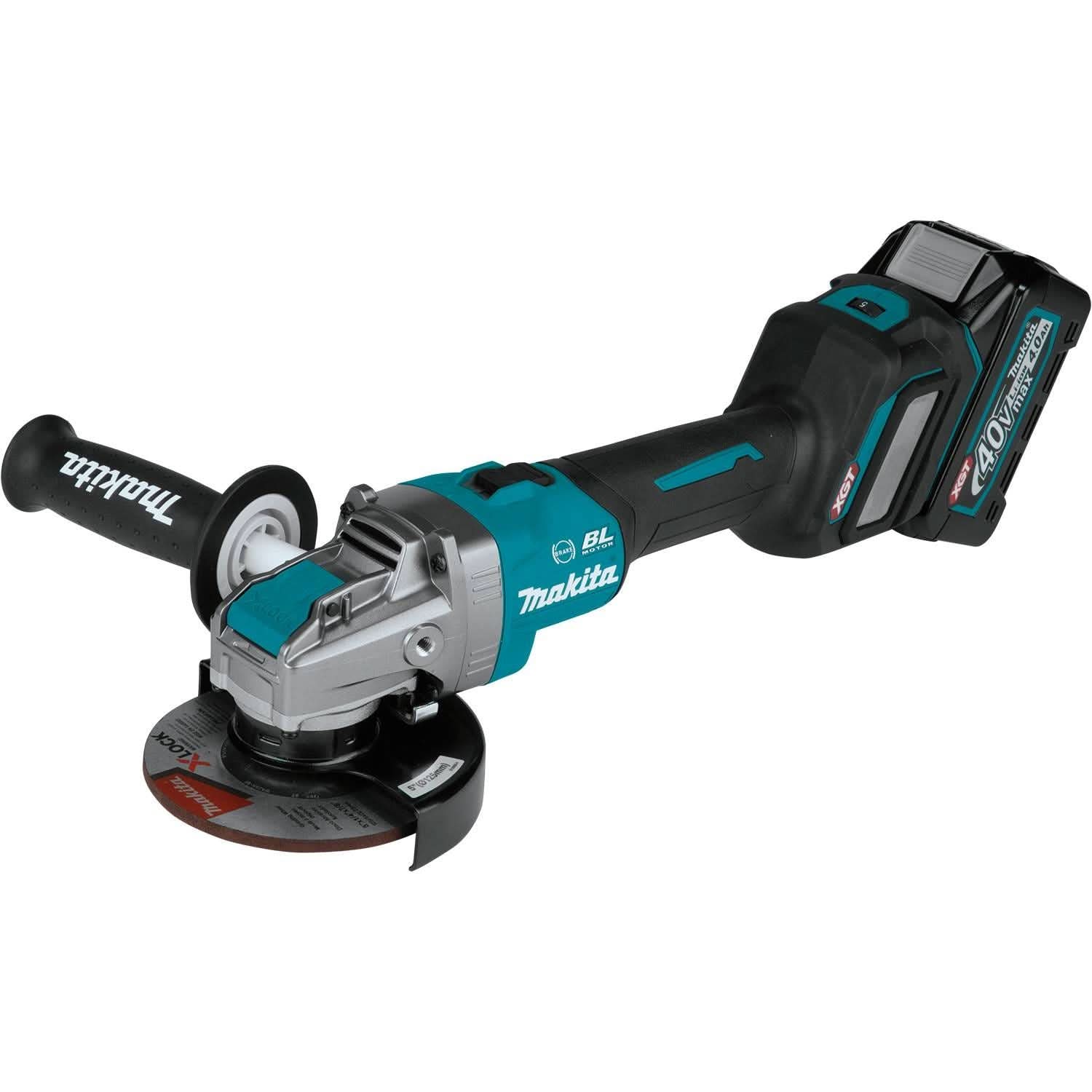 Makita GAG11M1 40V max XGT Brushless Cordless 4-1/2" / 5" X-LOCK Angle Grinder Kit, with Electric Brake, AWS Capable (4.0Ah) - Image 2