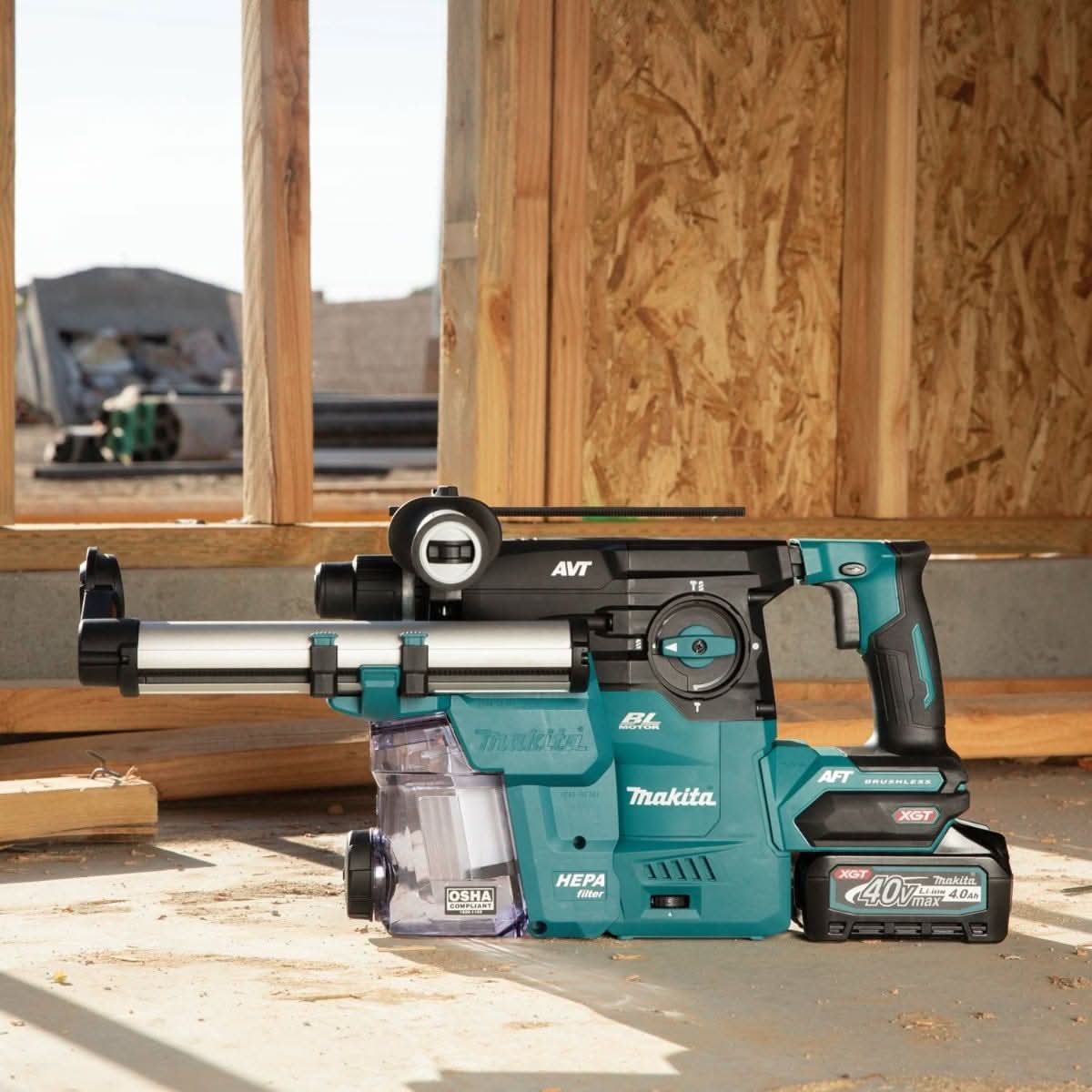 Makita GRH08M1W 40V max XGT Brushless Cordless 1-3/16" SDS-PLUS AVT Rotary Hammer Kit w/Dust Extractor, AFT, AWS Capable (4.0Ah) - Image 2