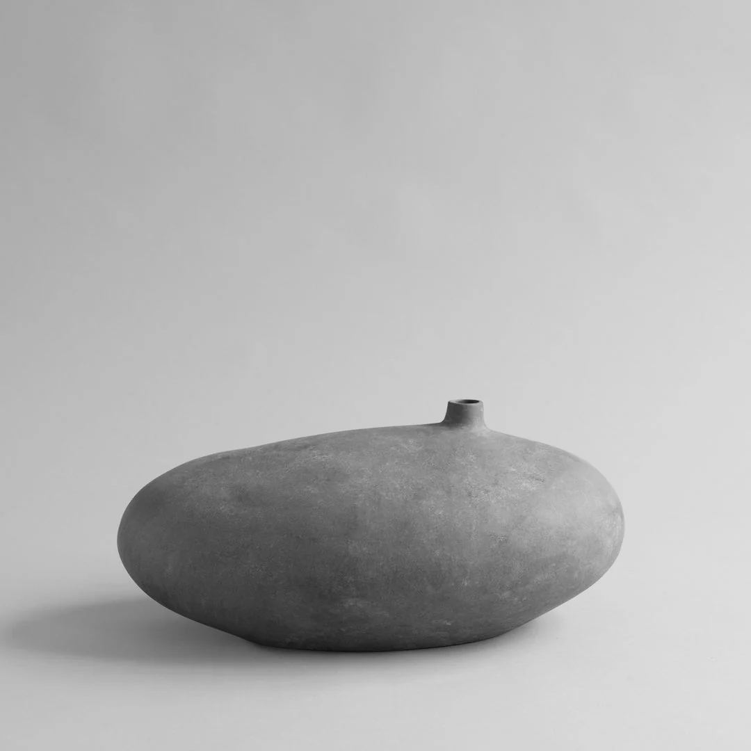 SUBMARINE VASE, FLAT I $495.00 - Image 1