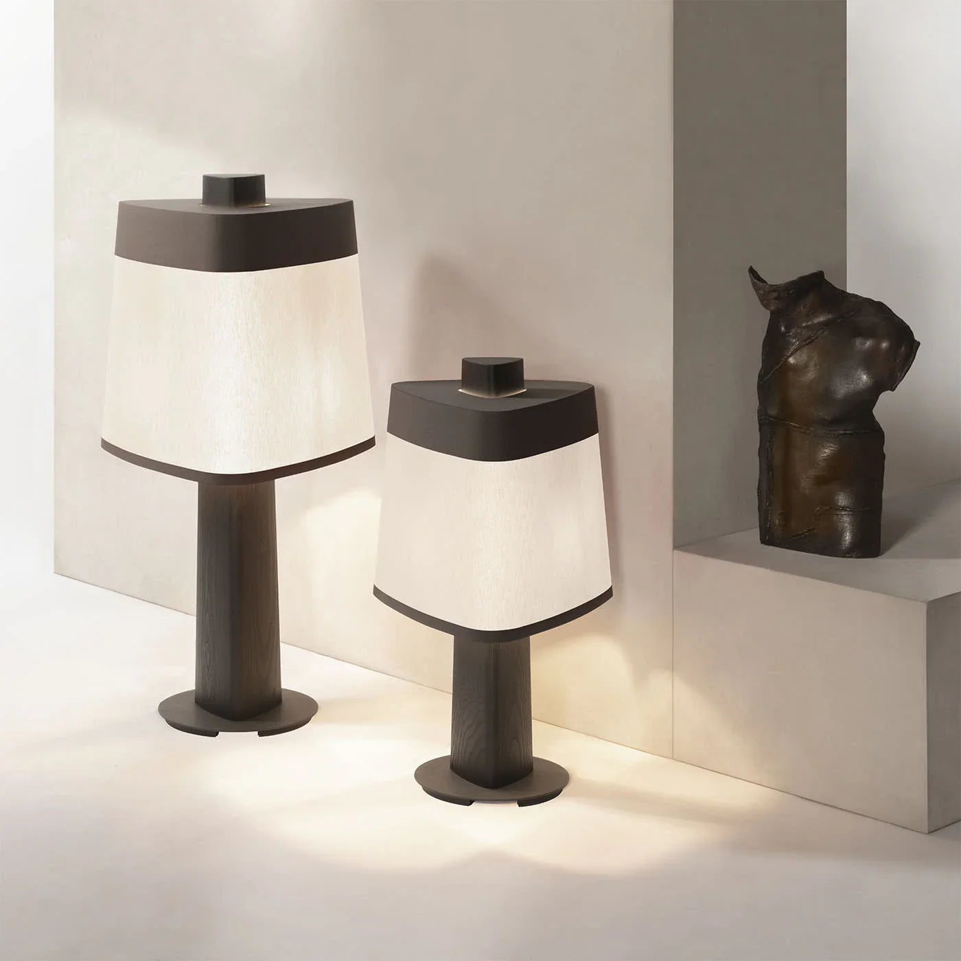 GIOBAGNARA | ROCKWELL LAMP | $4,845.00 - $6,350.00 - Image 1