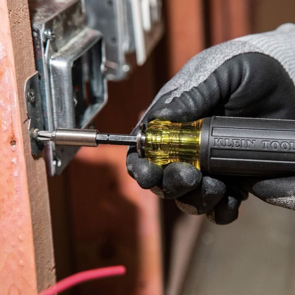 Klein 32303 14-in-1 Multi-Bit Adjustable Length Screwdriver - Image 2