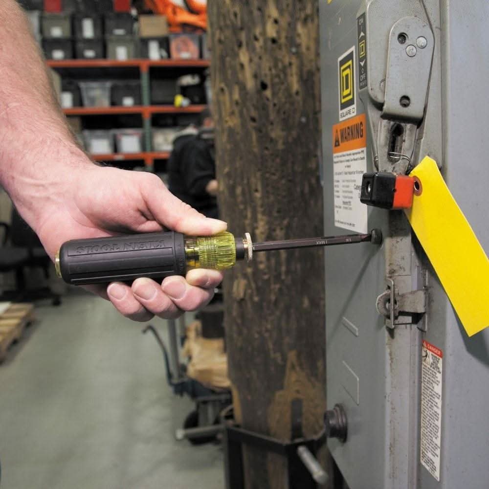 Klein 32751 Adjustable Screwdriver, #2 Phillips, 1/4-Inch Slotted - Image 2