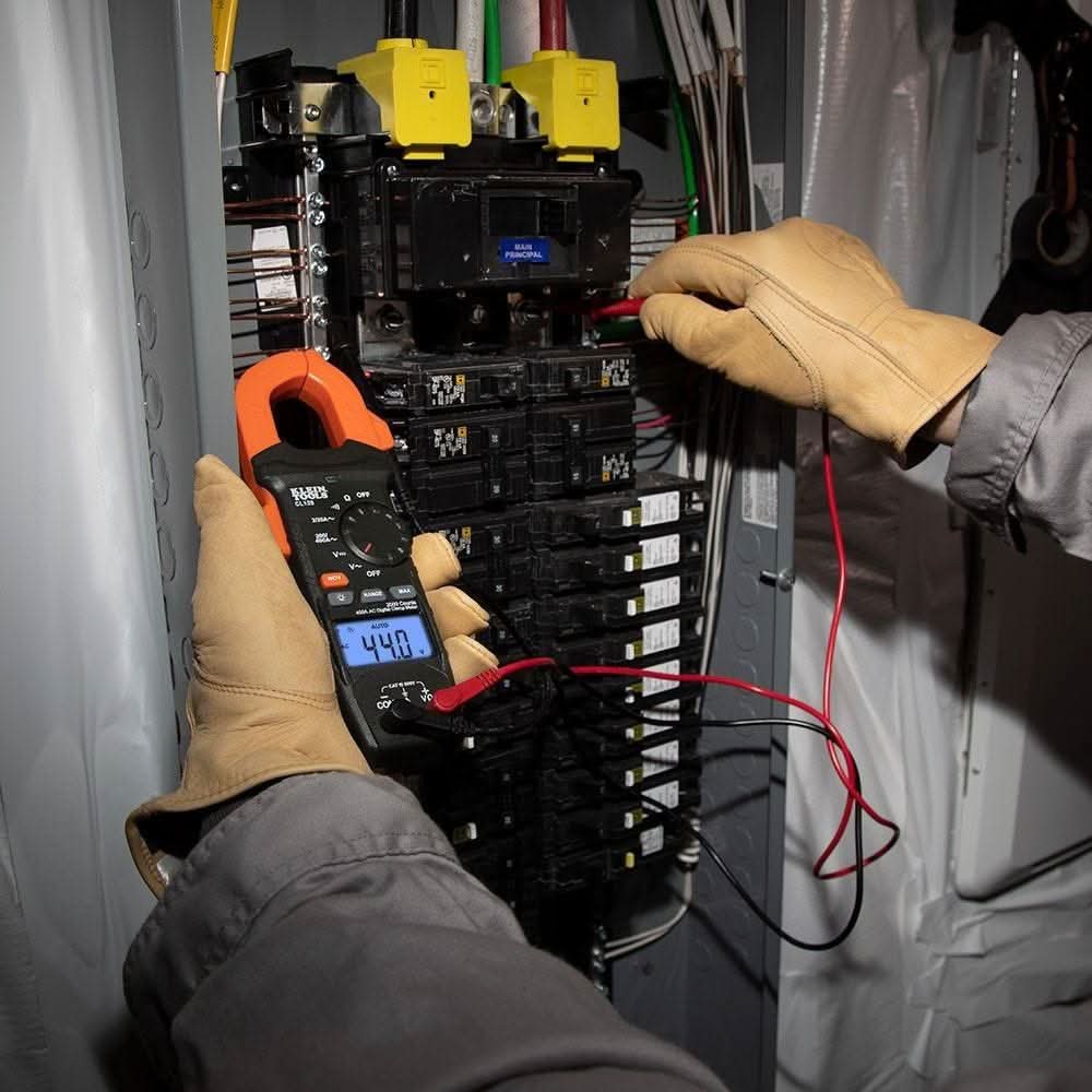 Klein CL120 Digital Clamp Meter, AC Auto-Ranging 400 Amp - Image 3