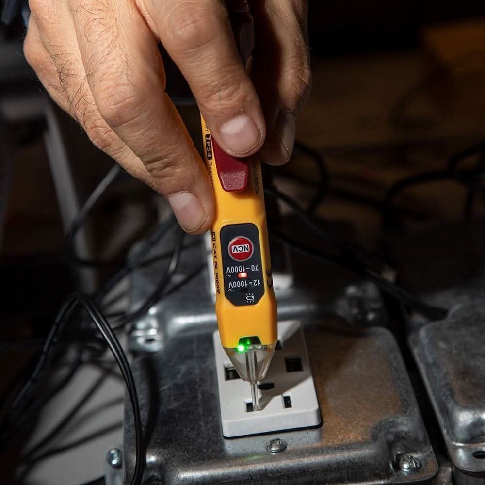 Klein NCVT2P Dual Range Non-Contact Voltage Tester 12 - 1000V AC - Image 2