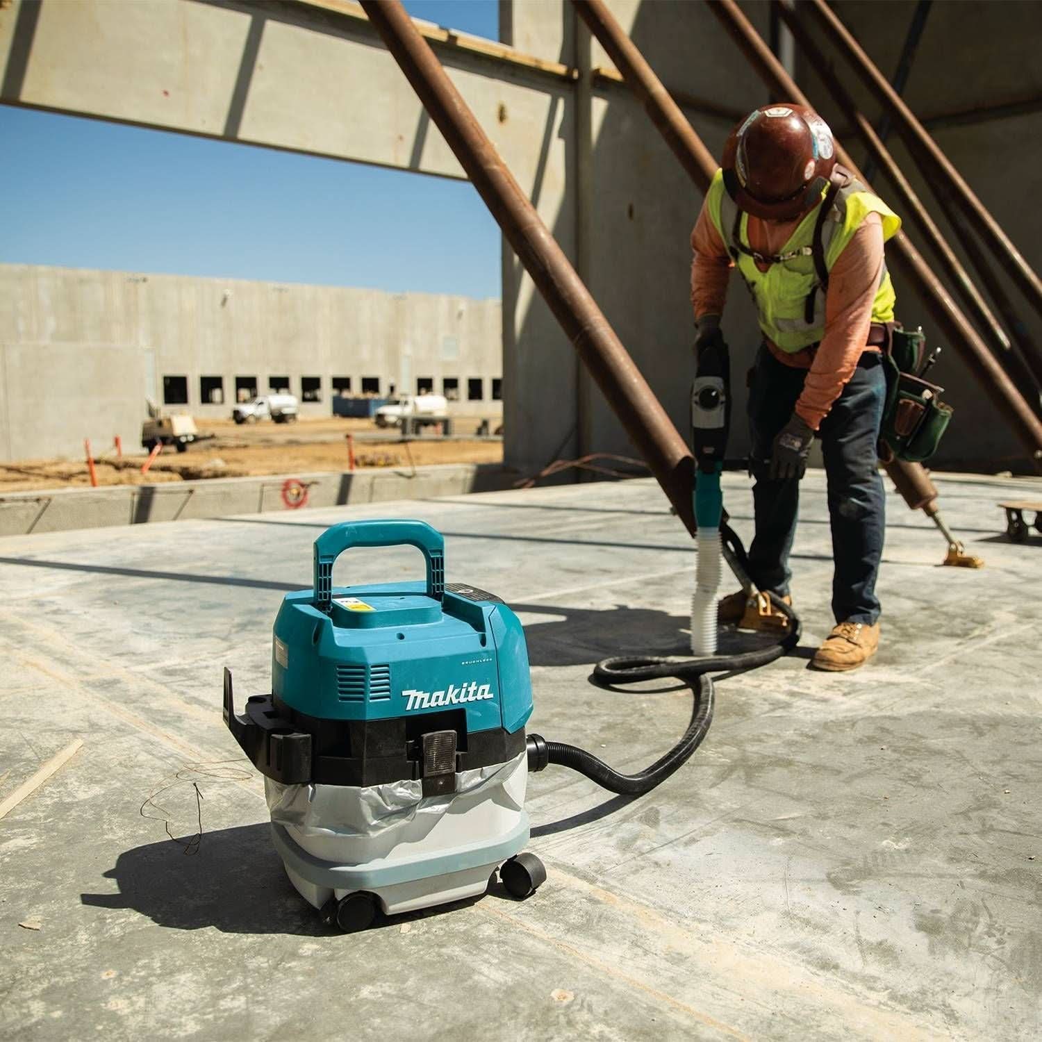 Makita GCV02ZX 40V max XGT Brushless Cordless 2.1 Gallon HEPA Filter Dry Dust Extractor, AWS Capable, Tool Only - Image 2