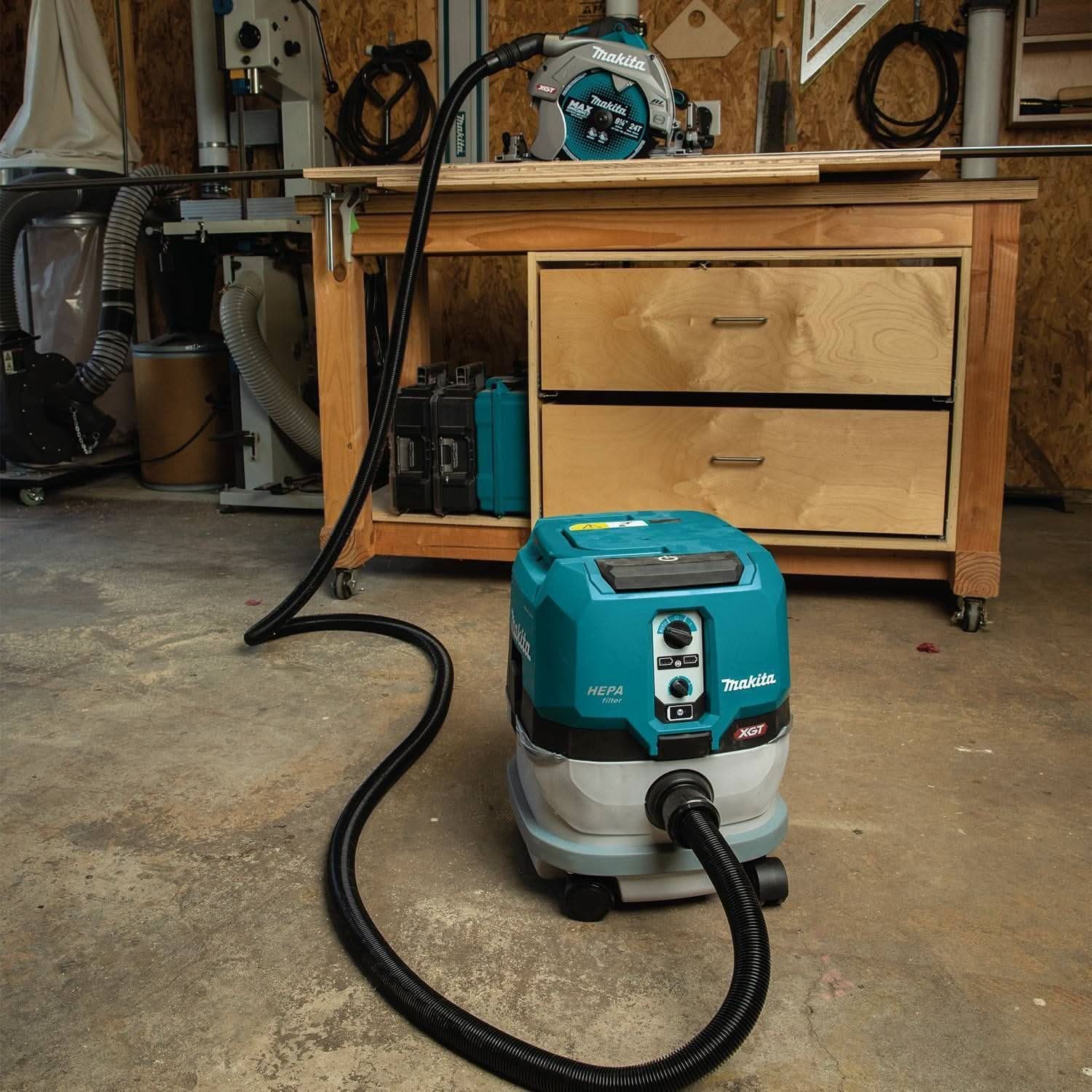 Makita GCV02ZX 40V max XGT Brushless Cordless 2.1 Gallon HEPA Filter Dry Dust Extractor, AWS Capable, Tool Only - Image 3