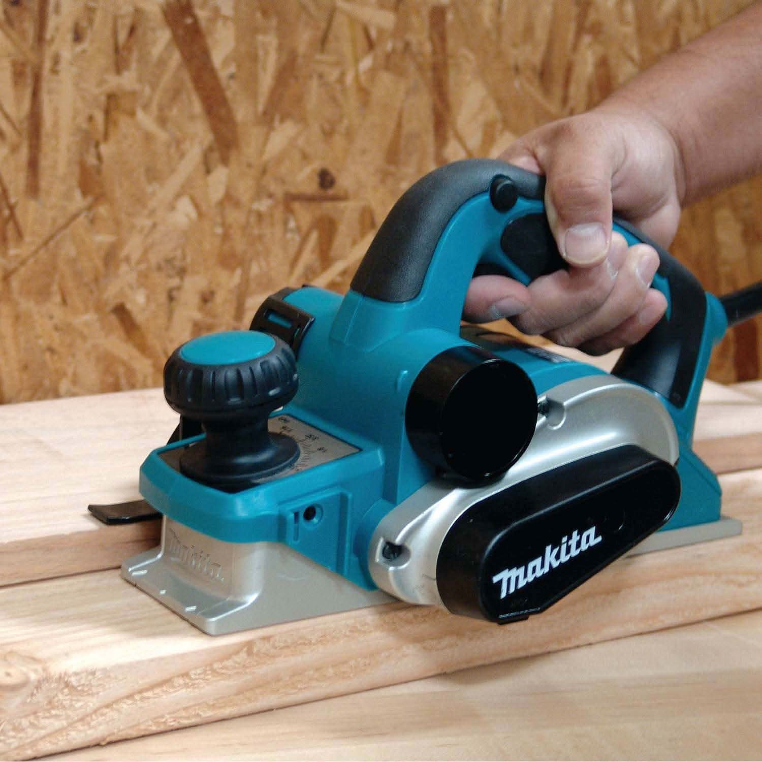 Makita KP0810 Corded 3-1/4" Planer - Image 2