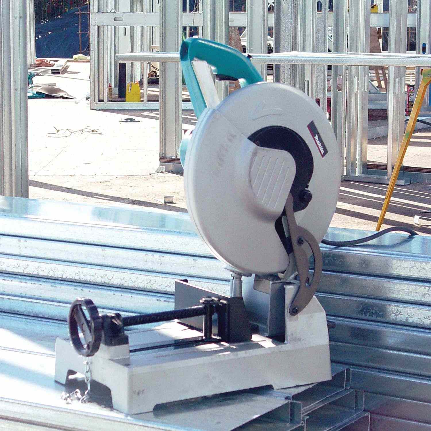 Makita LC1230 Corded 12" Metal Cutting Saw - Image 2