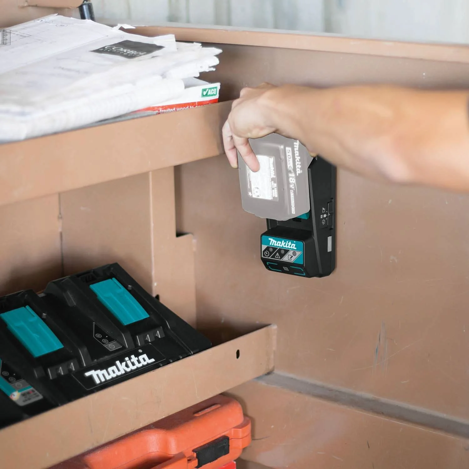 Makita BPS01 18V LXT Sync Lock Battery Terminal - Image 2