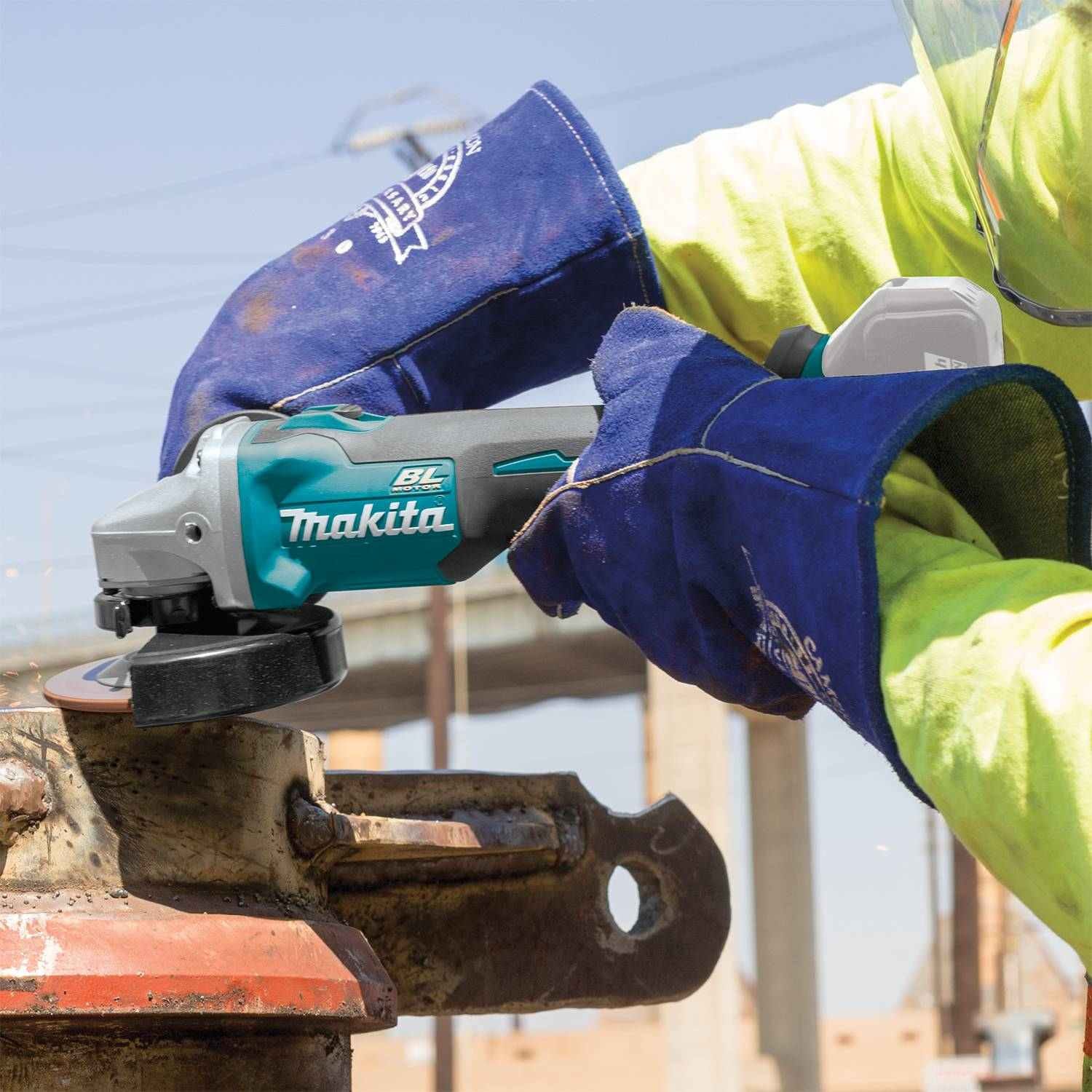 Makita XAG04Z 18V LXT Brushless Cordless 4-1/2 / 5" Cut-Off/Angle Grinder, Tool Only (PROMO) - Image 3