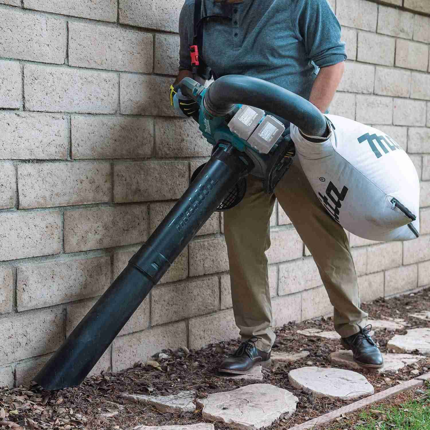 Makita XBU04ZV 36V (18V X2) LXT Brushless Blower with Vacuum Attachment Kit, Tool Only - Image 3