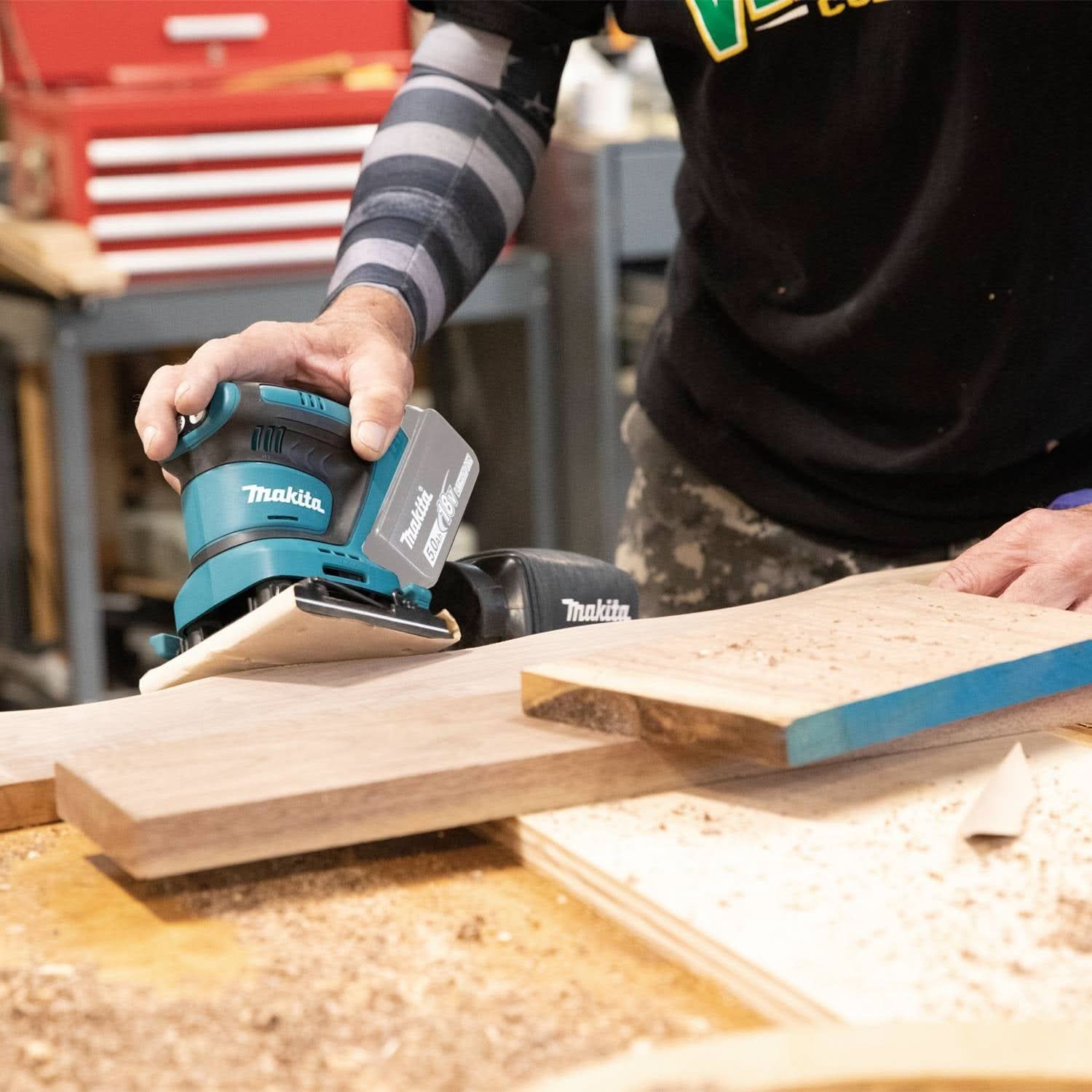Makita XOB02Z 18V LXT Lithium-Ion Cordless 1/4 Sheet Finishing Sander, Tool Only - Image 2