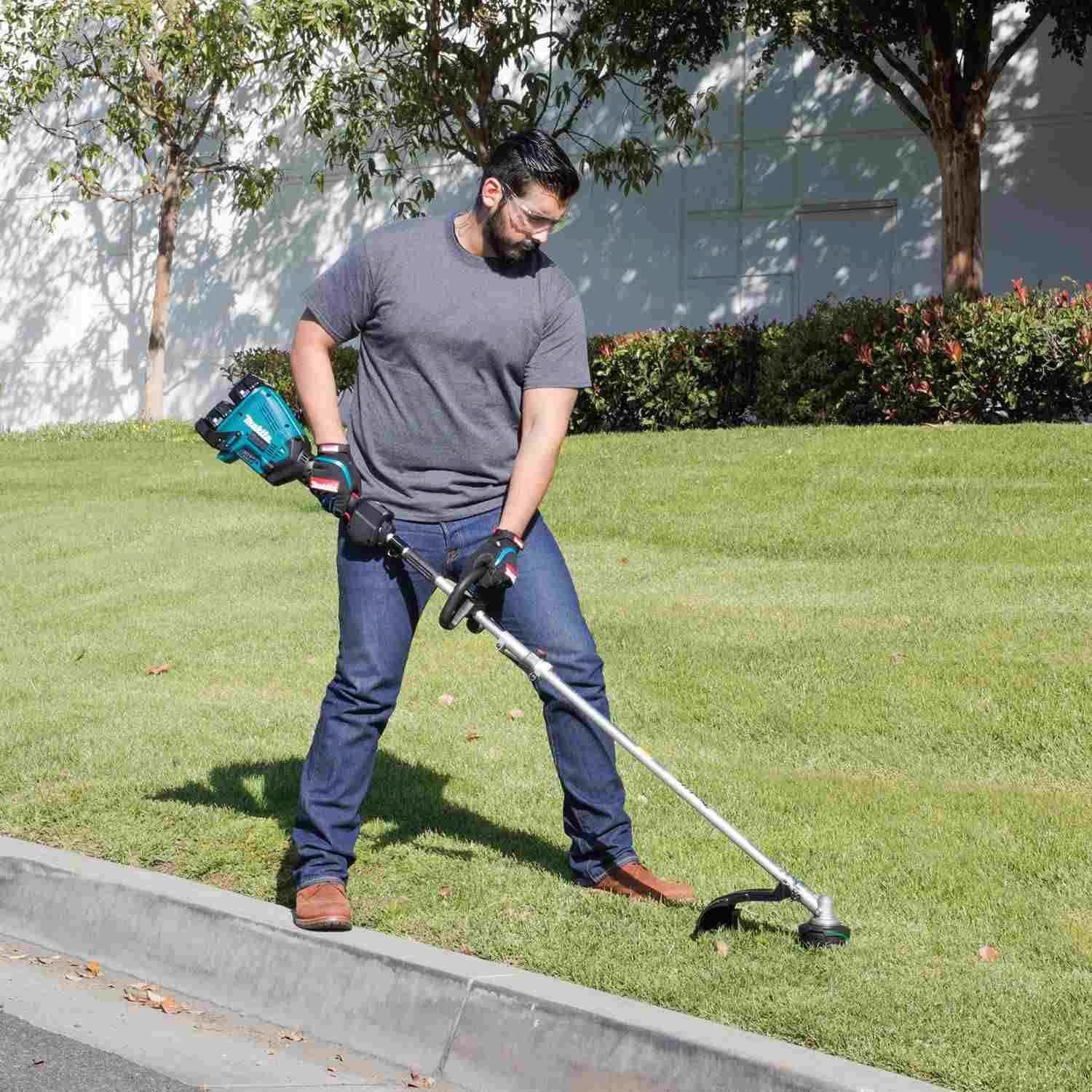 Makita XUX01M5PT 18V X2 (36V) LXT Brushless Cordless Couple Shaft Power Head 5.0Ah Kit w/ String Trimmer Attachment - Image 3