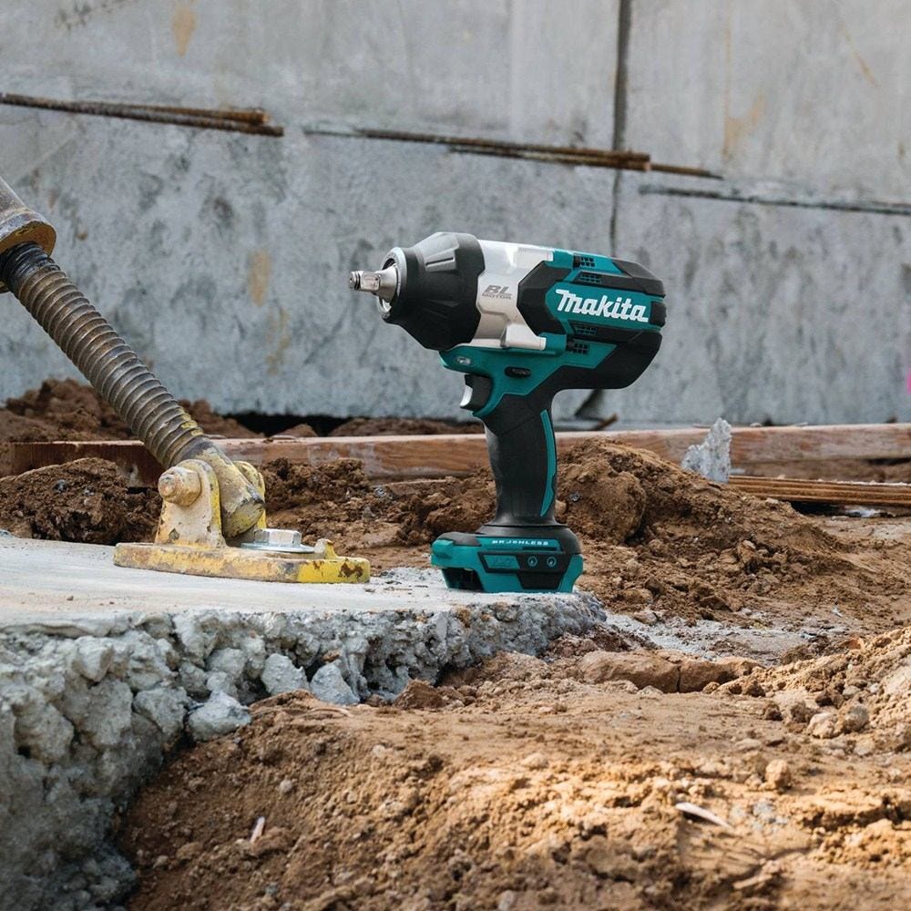 Makita XWT08Z 18V  Brushless Cordless High Torque 1/2 in. Sq. Drive Impact Wrench , Tool Only (PROMO) - Image 2