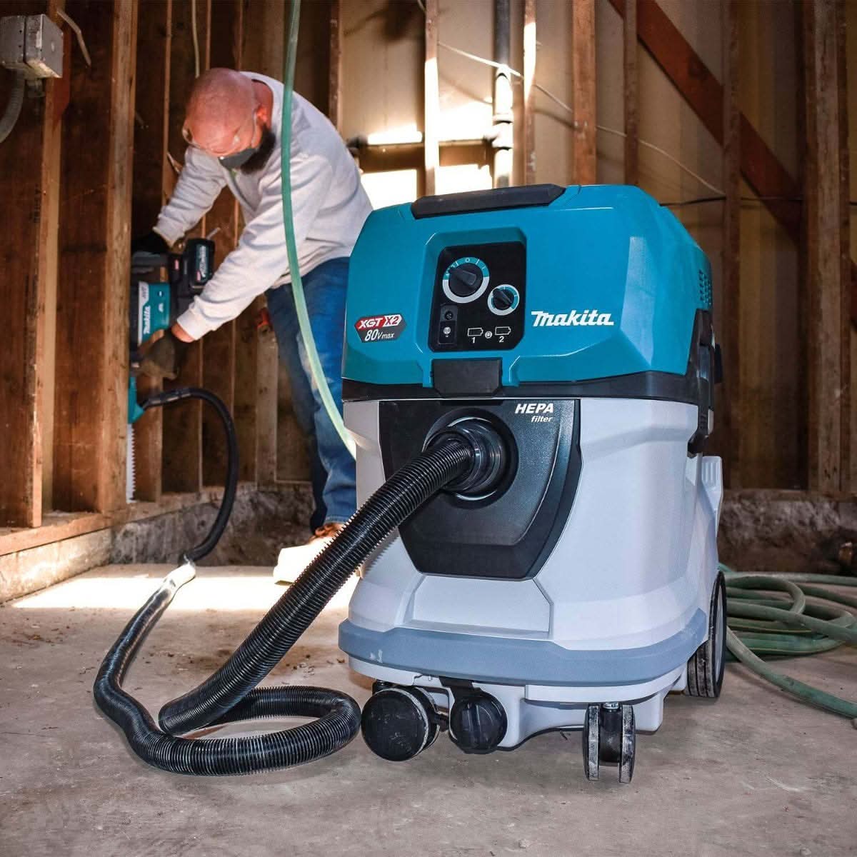 Makita GCV07PMU 80V max (40V max X2) XGT Brushless Cordless 10 Gallon HEPA Filter Wet/Dry Dust Extractor/Vacuum Kit, AWS (4.0Ah) - Image 2