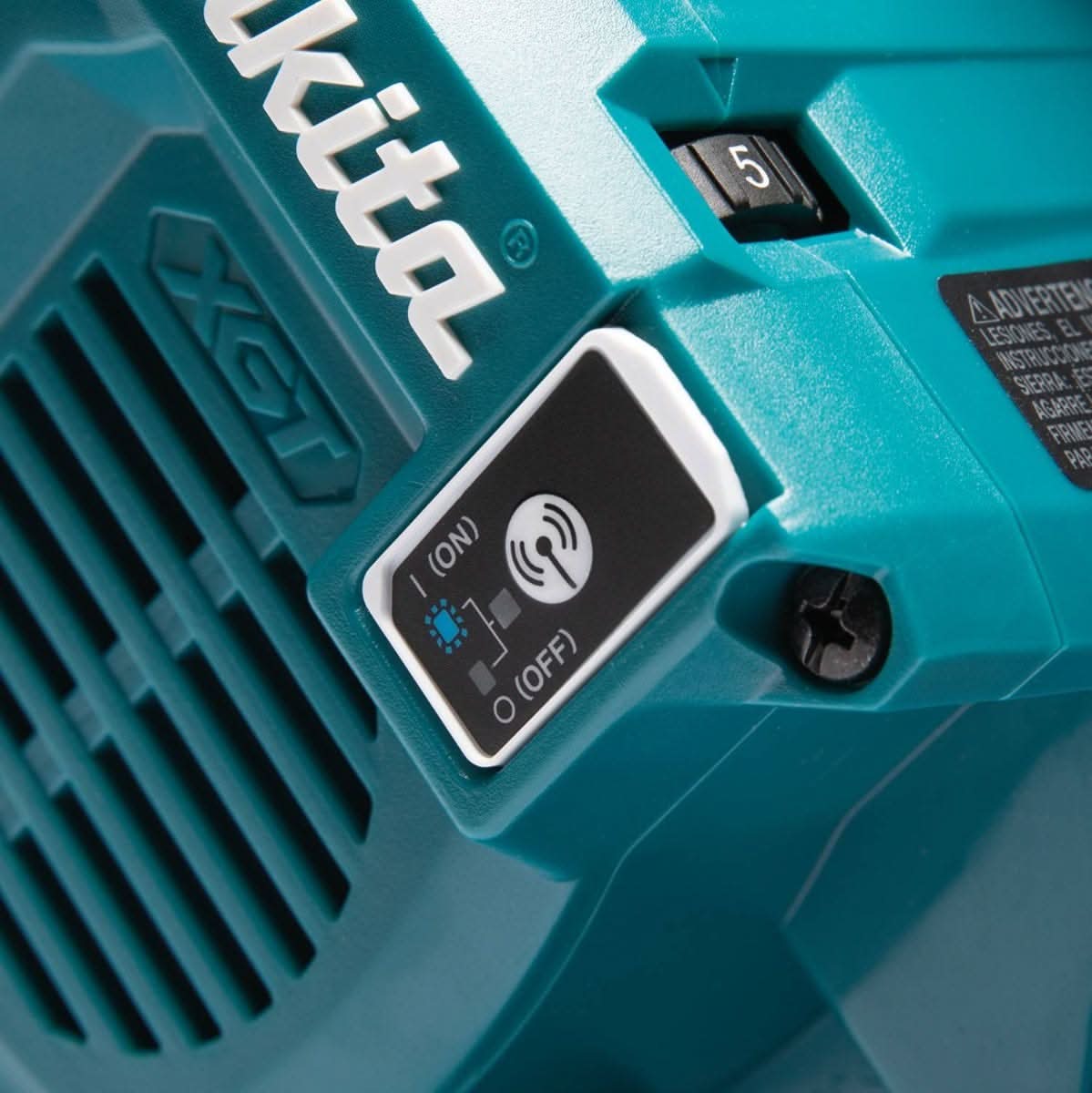 Makita 40V max XGT Brushless 6-1/2" AWS Plunge Track Saw 4.0Ah Kit w/ 2-Batteries - Image 3